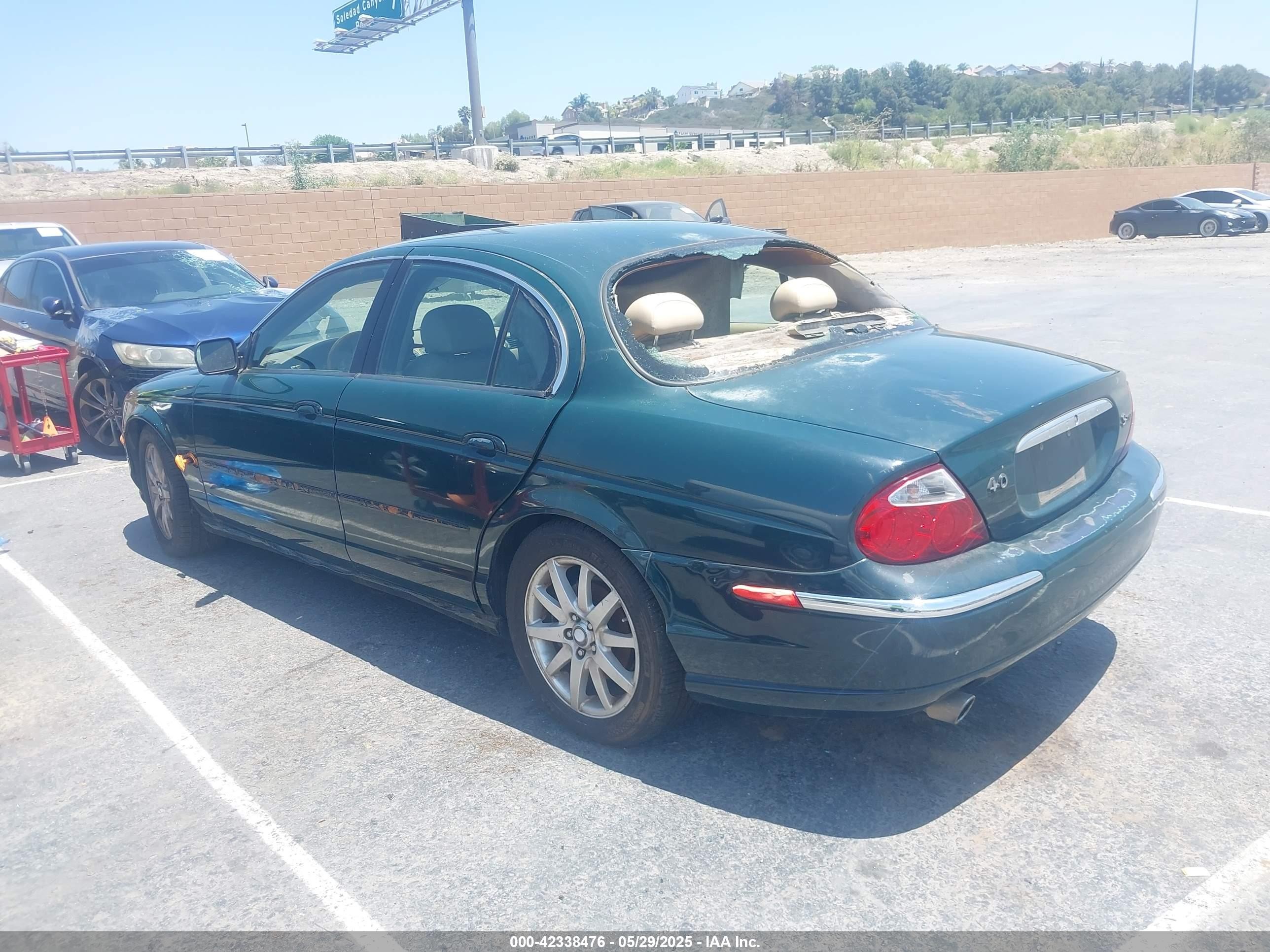 2000 Jaguar S-type 4.0l V8 Green vin: SAJDA01D2YGL31067