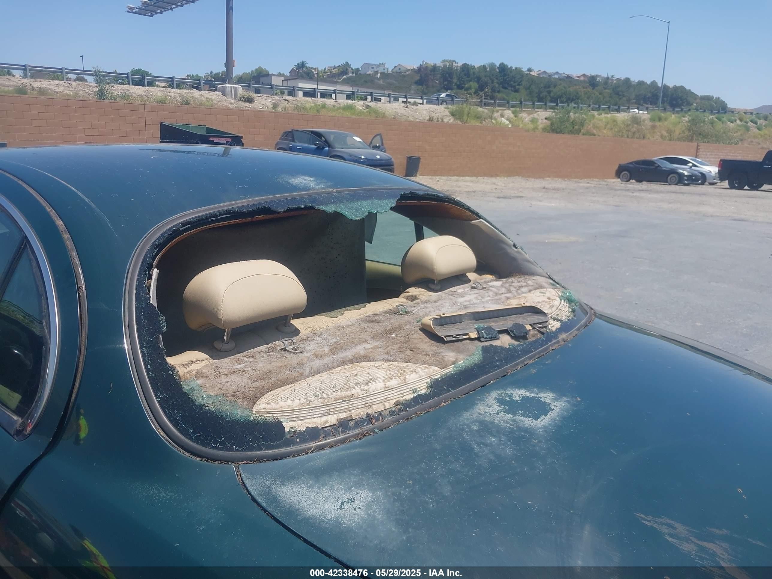 2000 Jaguar S-type 4.0l V8 Green vin: SAJDA01D2YGL31067