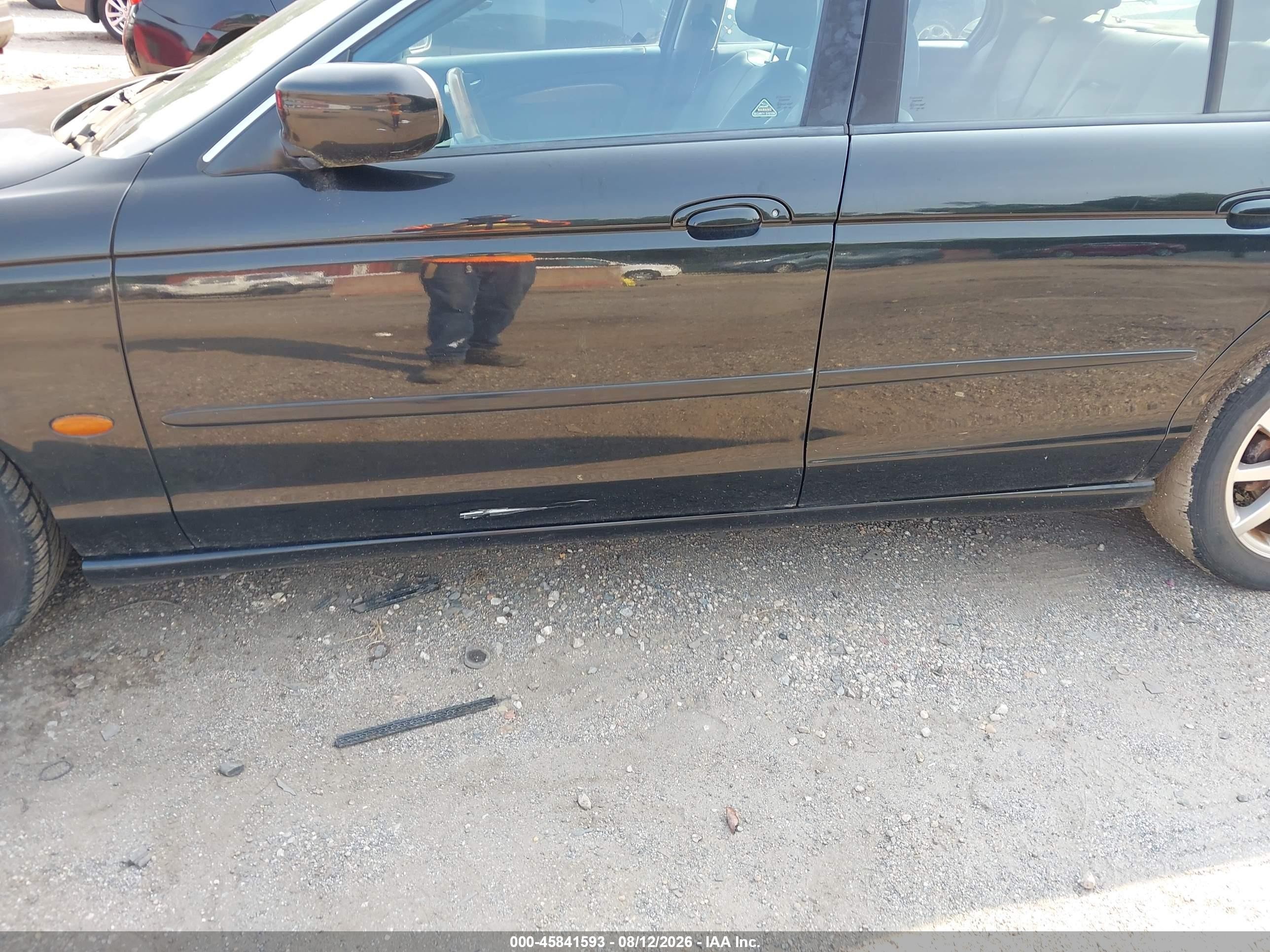 2000 Jaguar S-type 4.0l V8 Black vin: SAJDA01D6YGL46364