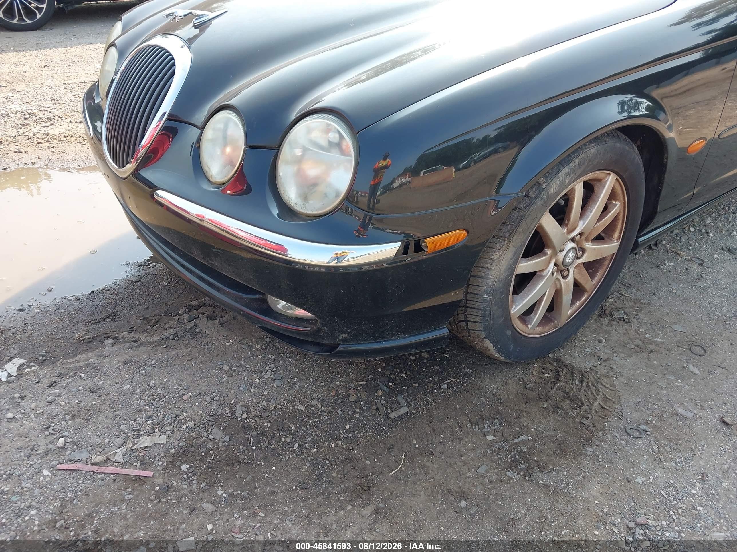 2000 Jaguar S-type 4.0l V8 Black vin: SAJDA01D6YGL46364