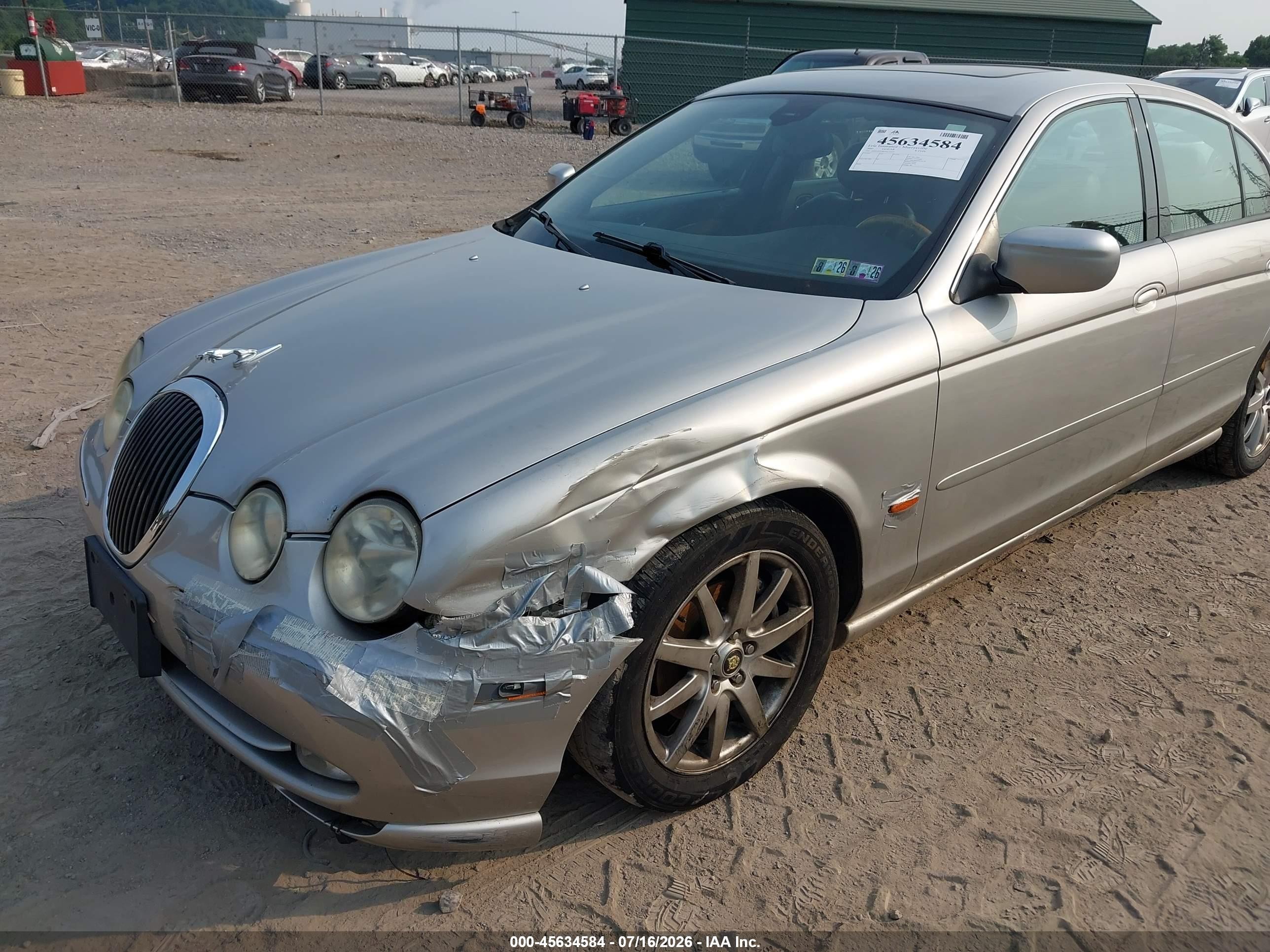 2000 Jaguar S-type 4.0l V8 Silver vin: SAJDA01D8YGL21675