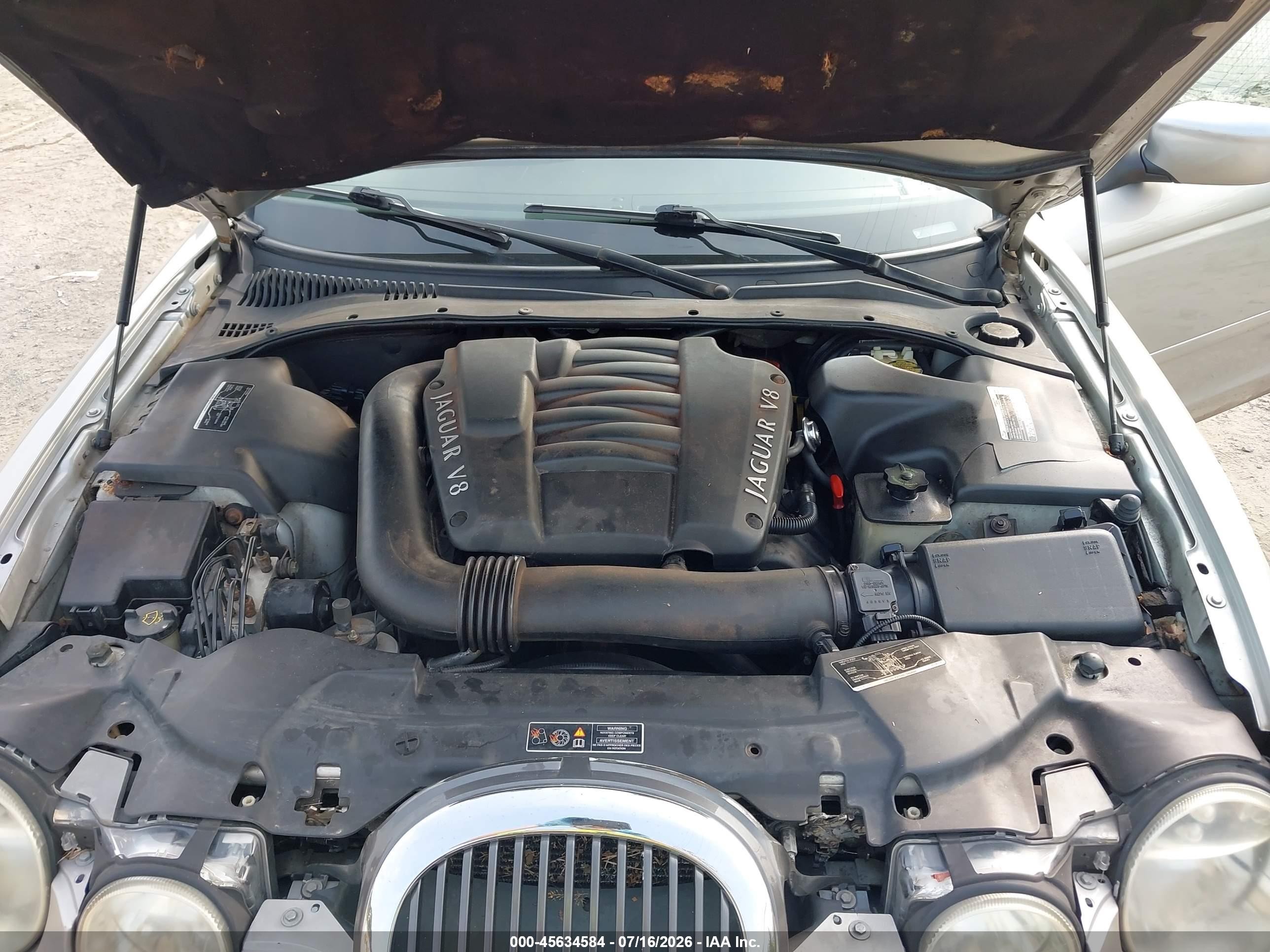 2000 Jaguar S-type 4.0l V8 Silver vin: SAJDA01D8YGL21675