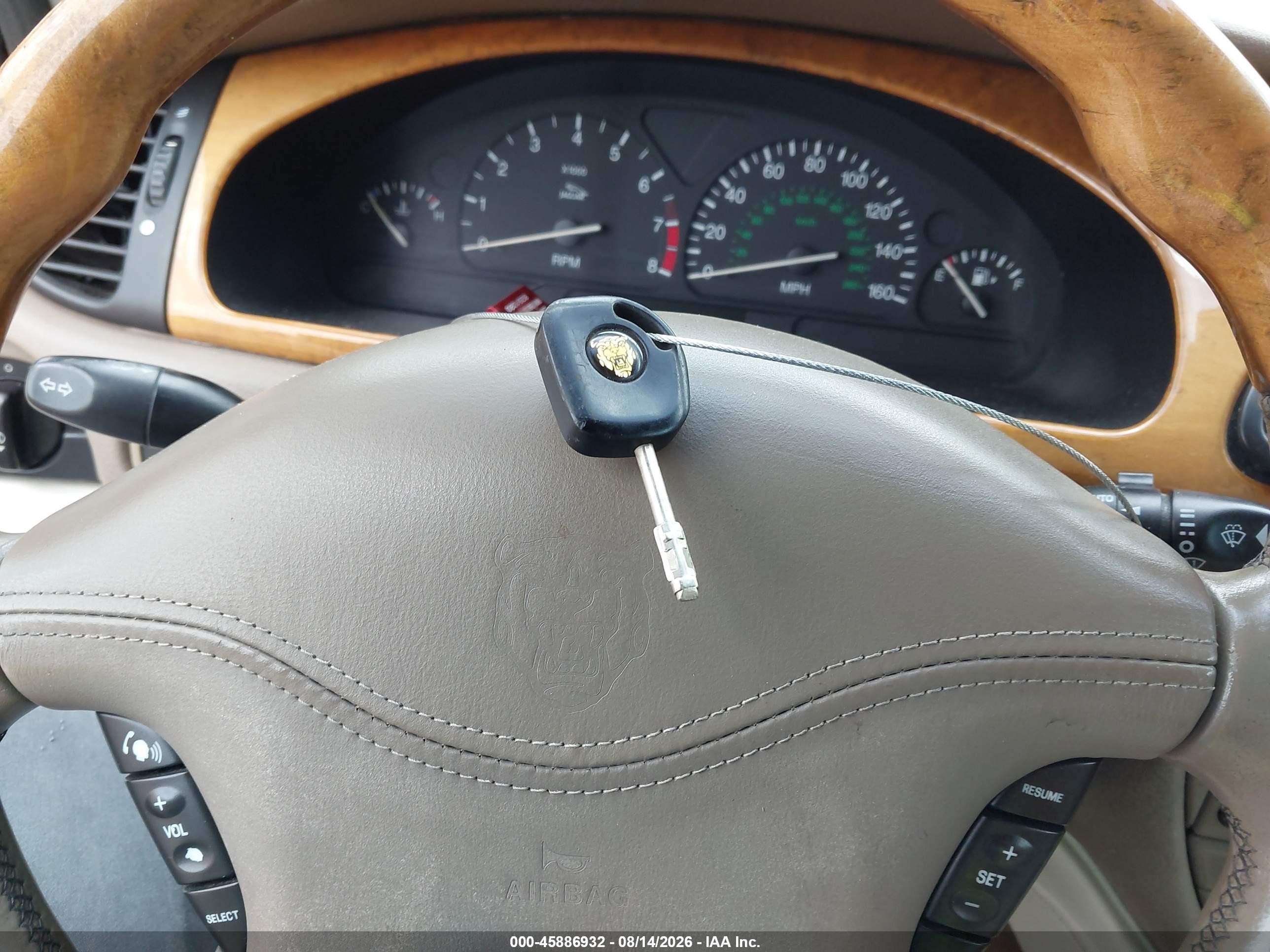 2000 Jaguar S-type 4.0l V8 Green vin: SAJDA01DXYGL50921
