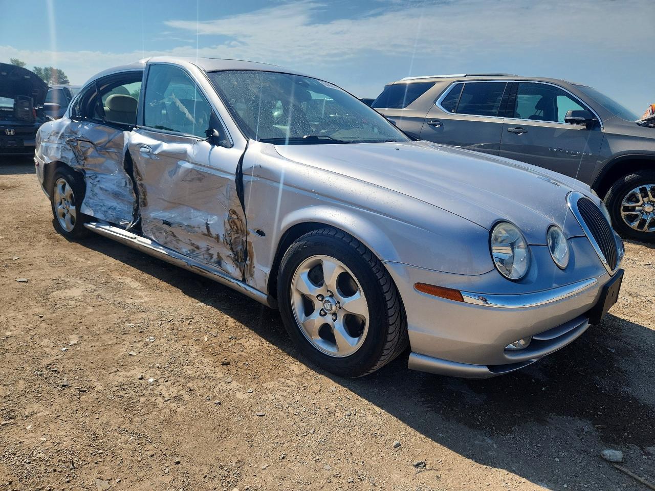2001 Jaguar S-type Silver vin: SAJDA01N41FM04167