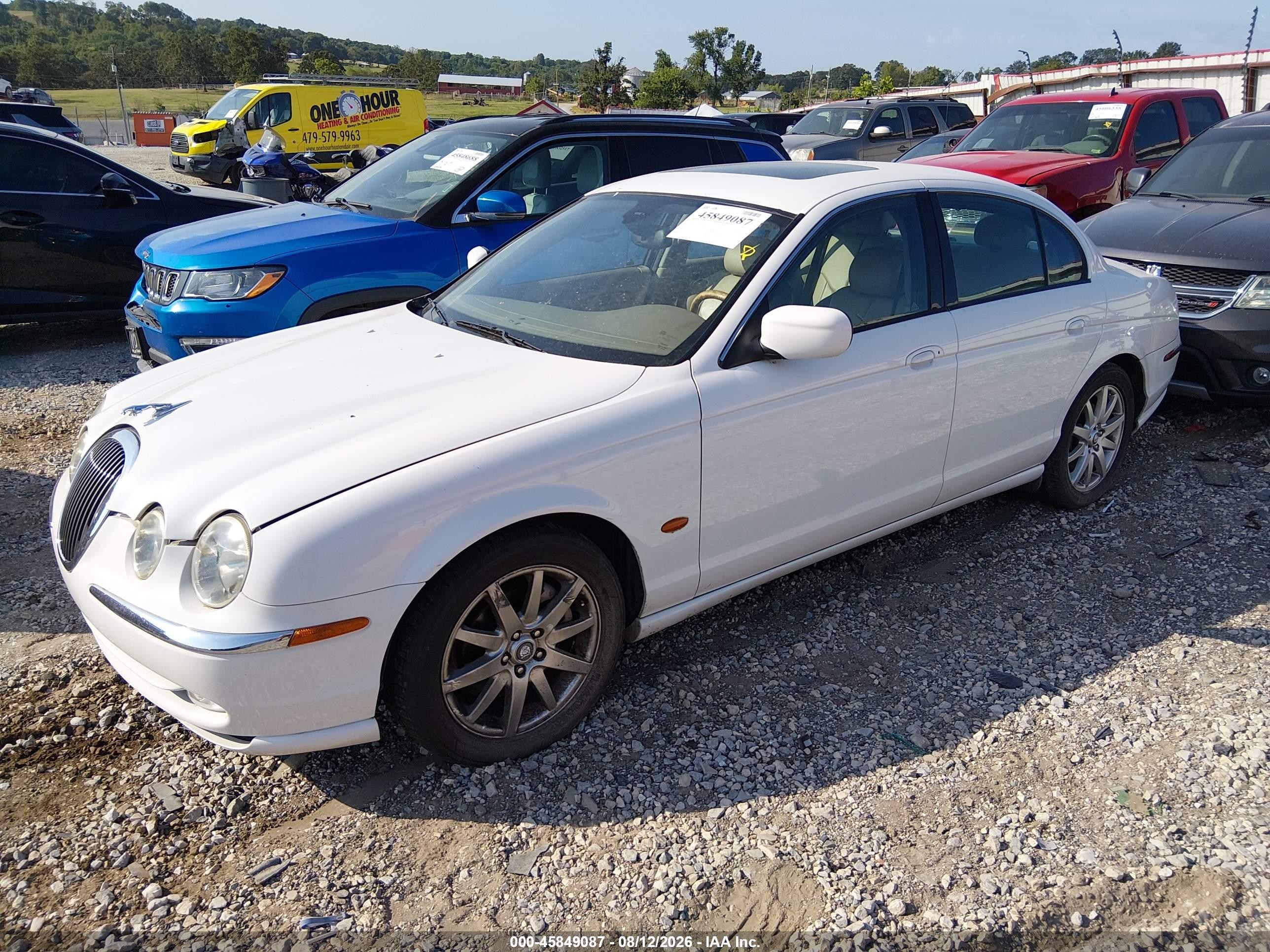 2002 Jaguar S-type 3.0l V6 White vin: SAJDA01N82FM25234