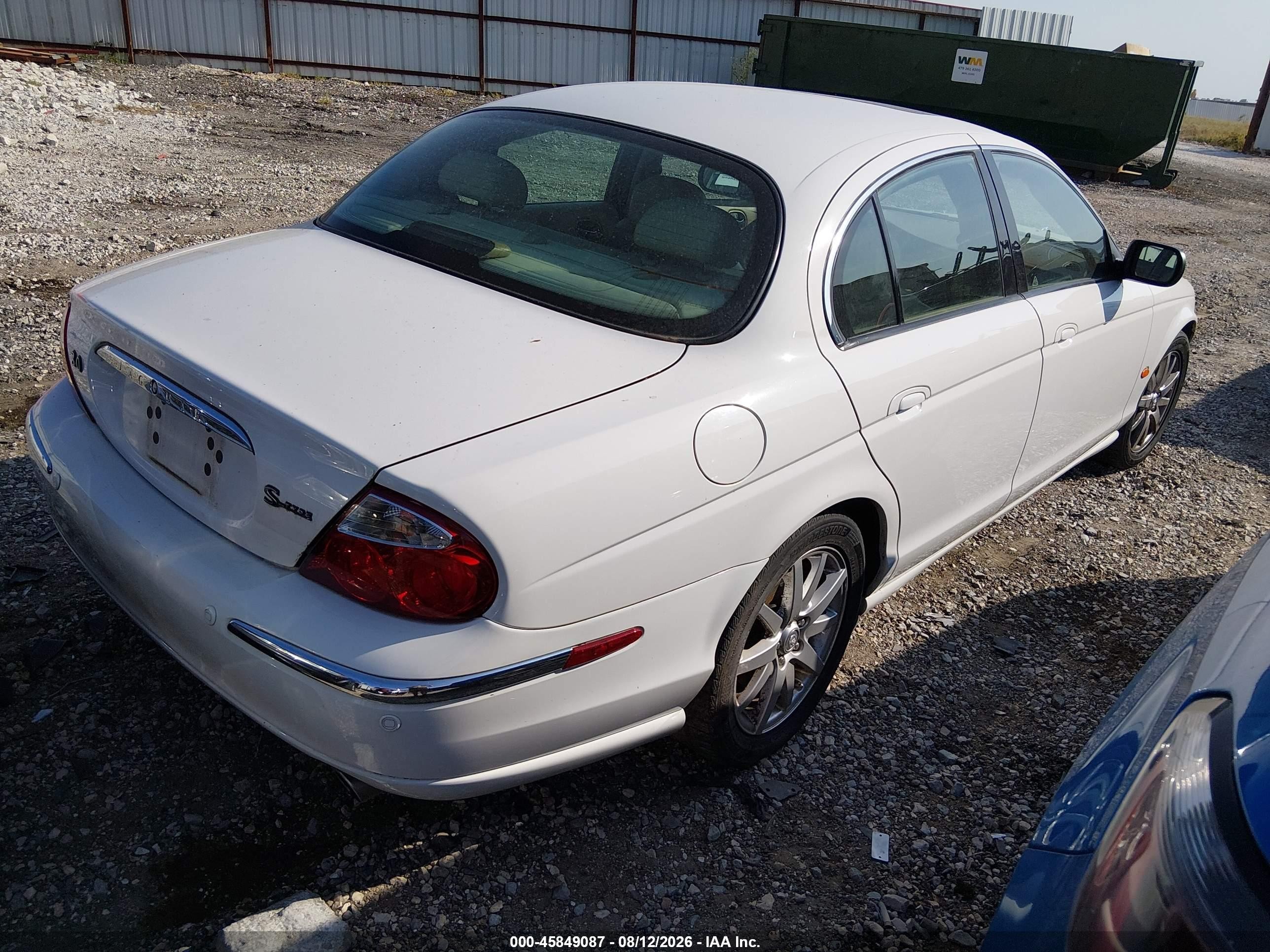 2002 Jaguar S-type 3.0l V6 White vin: SAJDA01N82FM25234