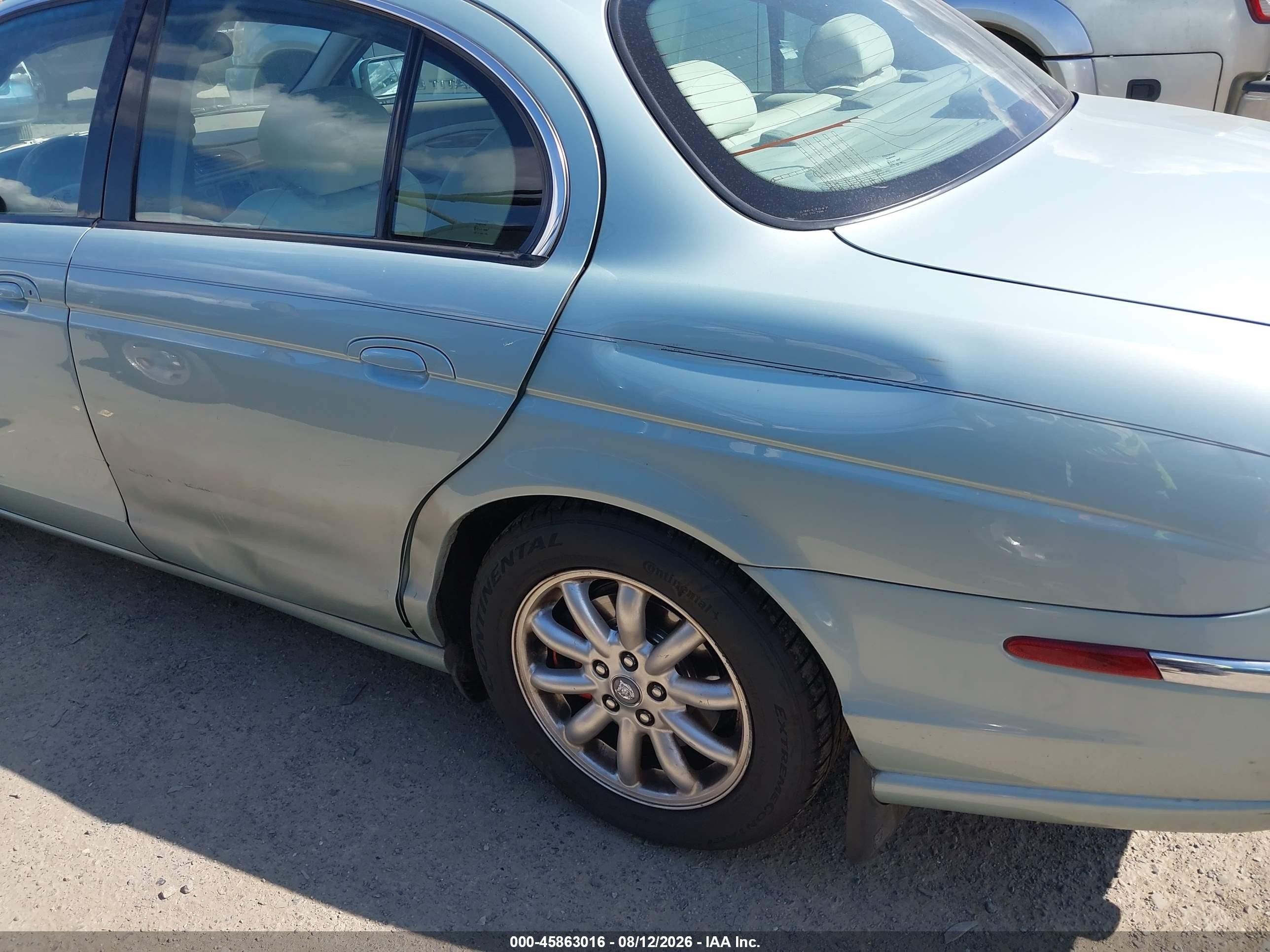 2002 Jaguar S-type 4.0l V8 Silver vin: SAJDA01P72GM37421
