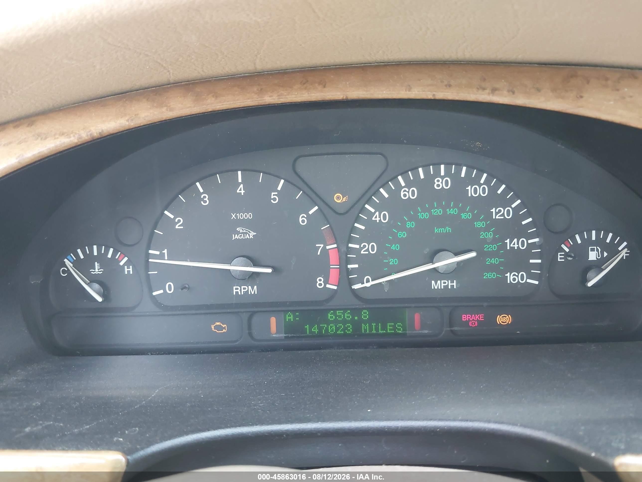 2002 Jaguar S-type 4.0l V8 Silver vin: SAJDA01P72GM37421