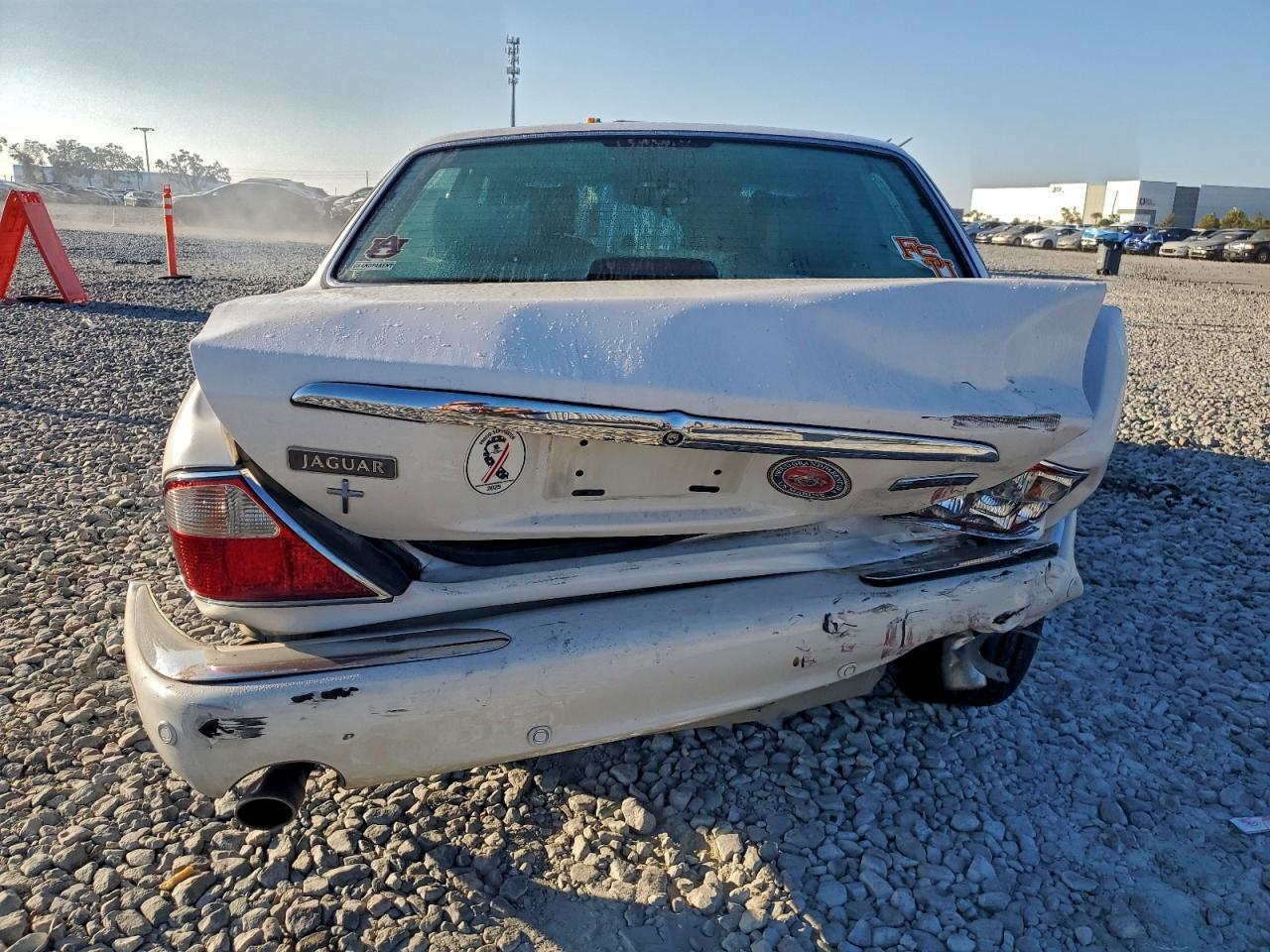 2001 Jaguar Xj8 White vin: SAJDA14C01LF28568