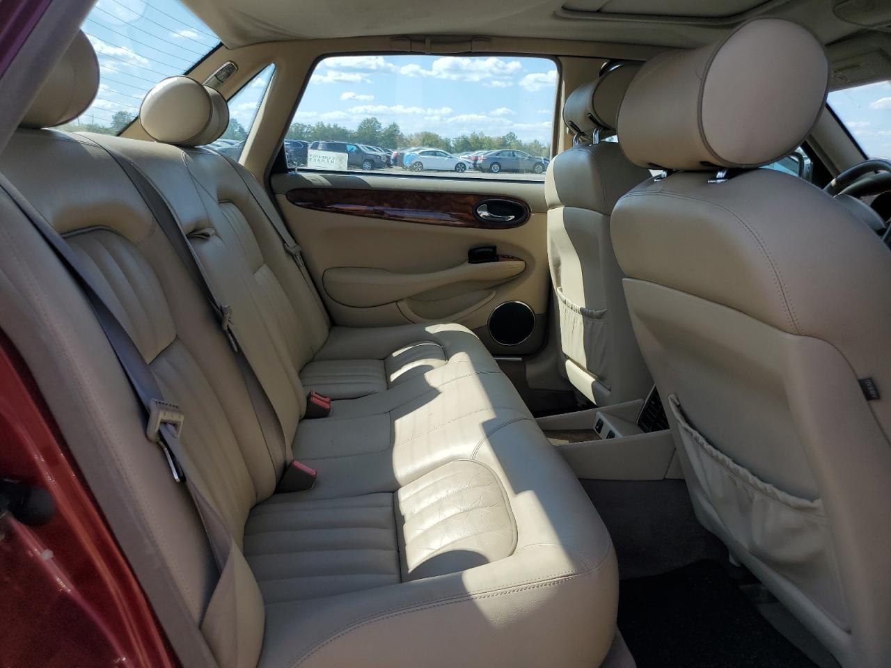 2002 Jaguar Xj8 Burgundy vin: SAJDA14C02LF40401