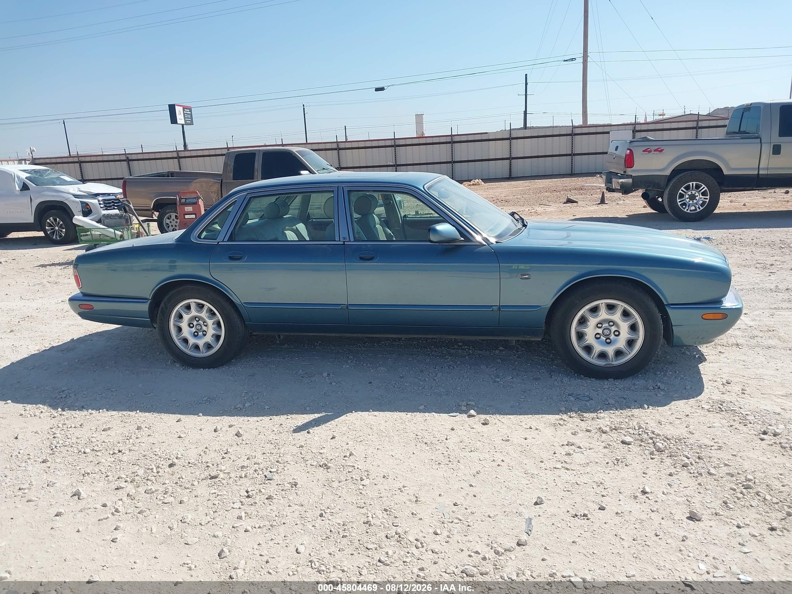 2000 Jaguar Xj (a6) Blue vin: SAJDA14C0YLF00134