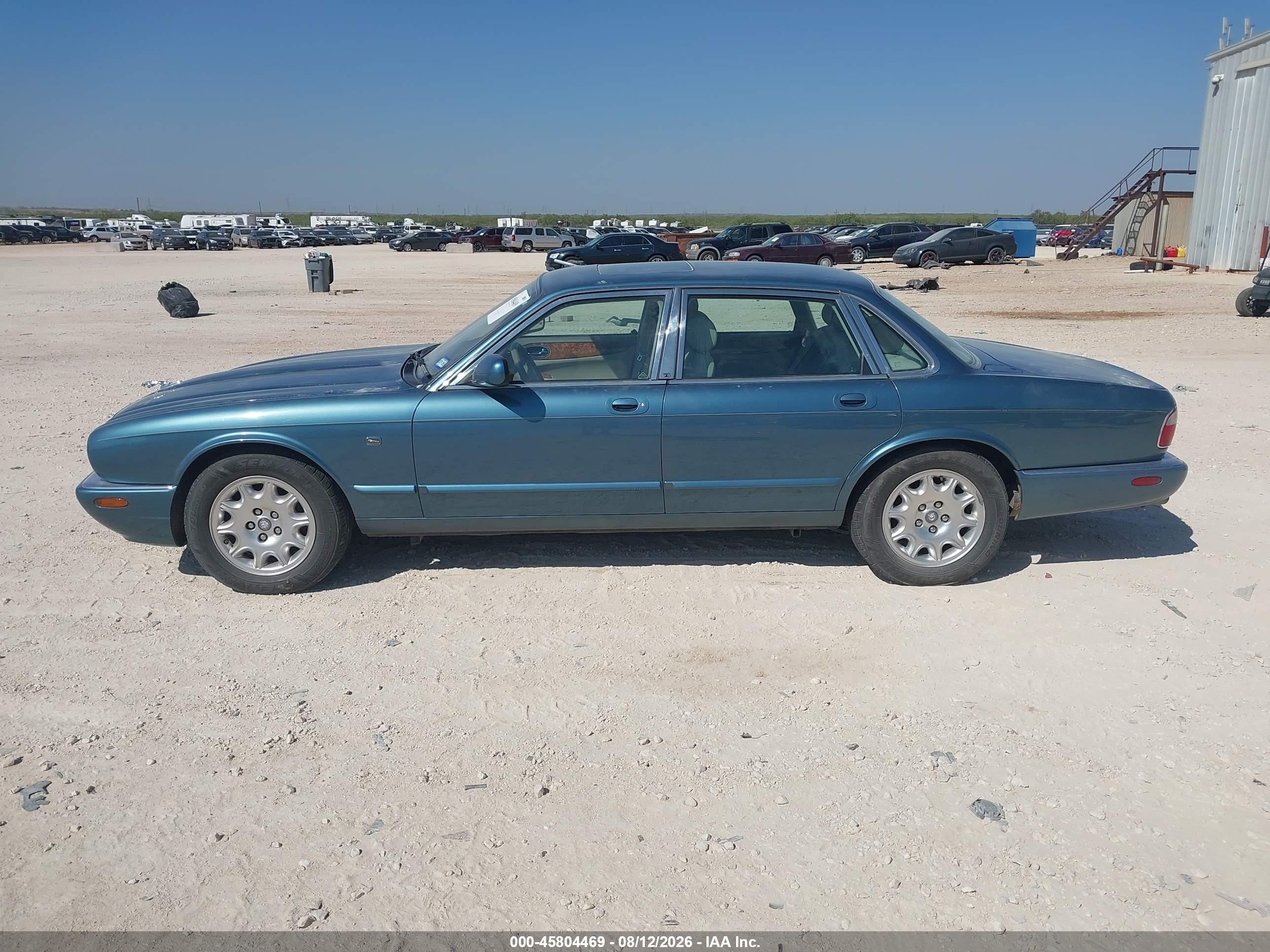 2000 Jaguar Xj (a6) Blue vin: SAJDA14C0YLF00134