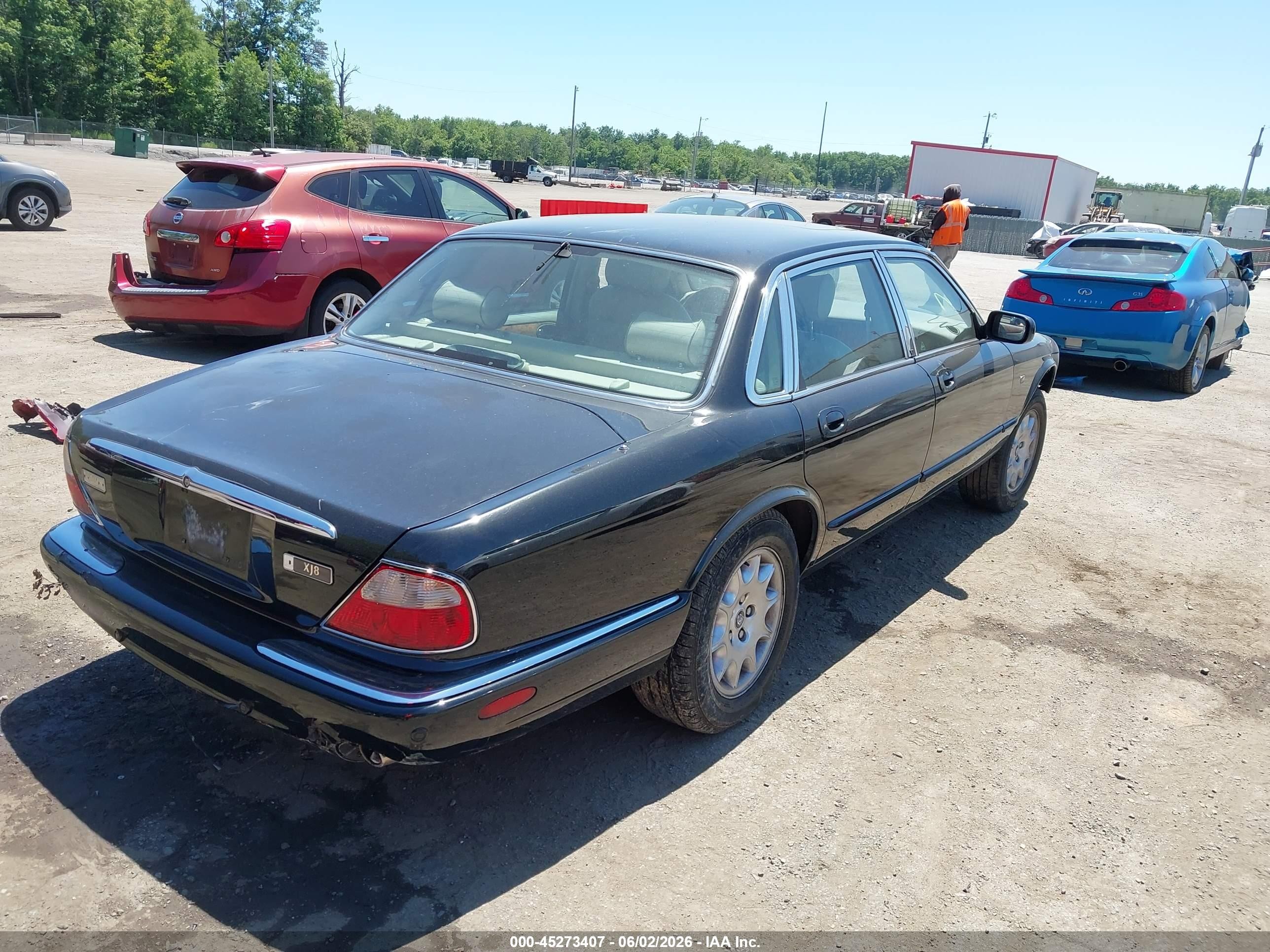 2001 Jaguar Xj8   Black vin: SAJDA14C11LF25209