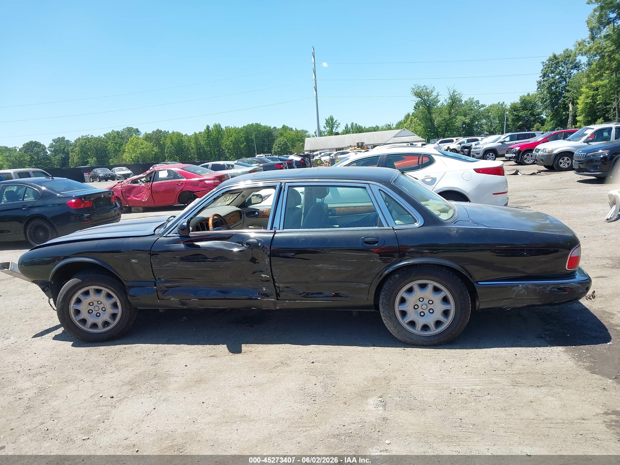 2001 Jaguar Xj8   Black vin: SAJDA14C11LF25209