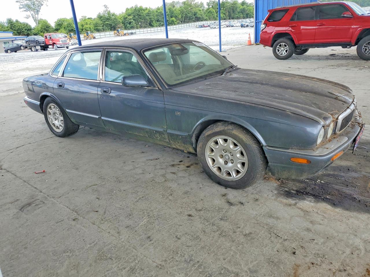 2000 Jaguar Xj8 Gray vin: SAJDA14C1YLF13765