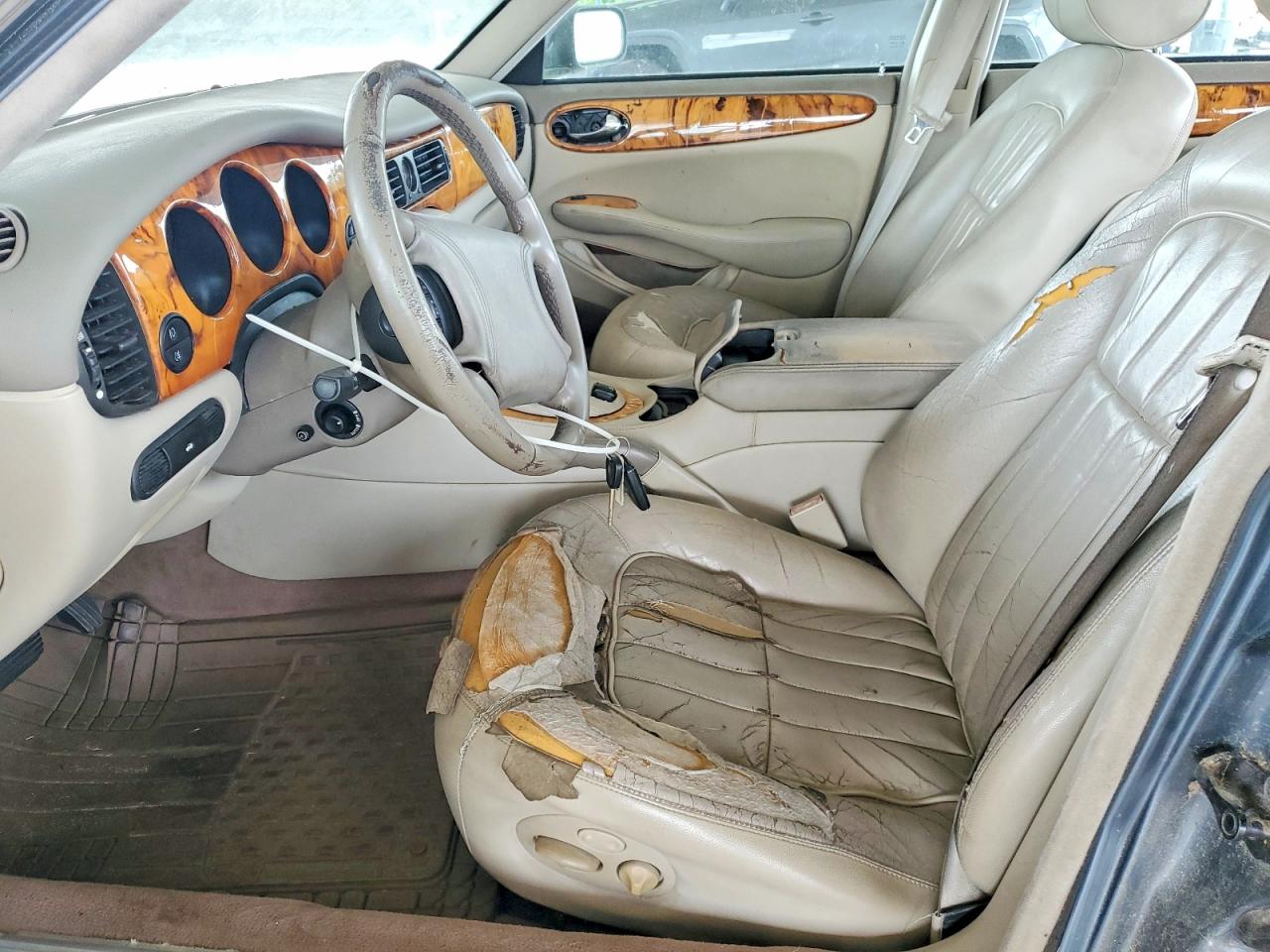 2000 Jaguar Xj8 Gray vin: SAJDA14C1YLF13765
