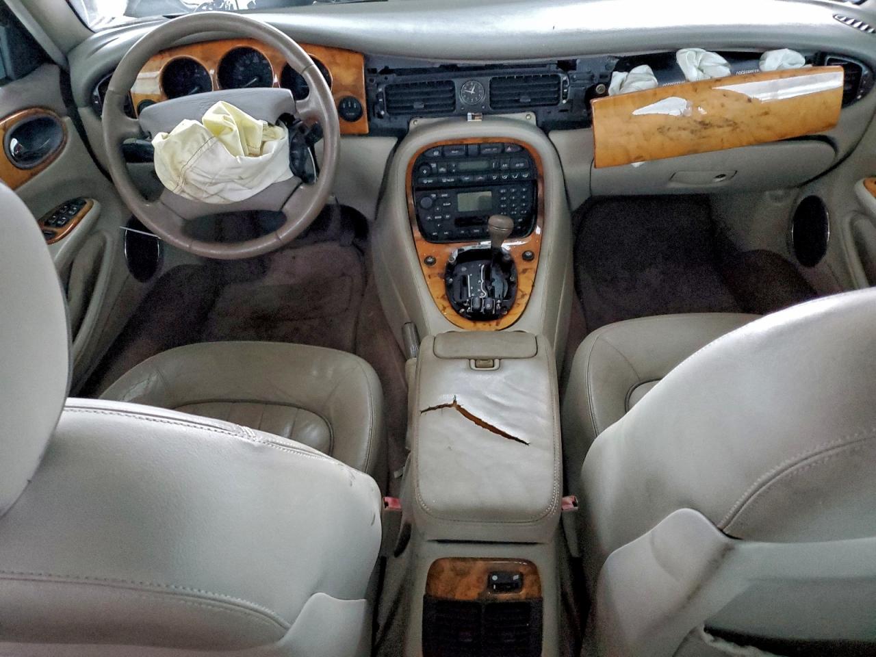 2001 Jaguar Xj8 White vin: SAJDA14C21LF33609