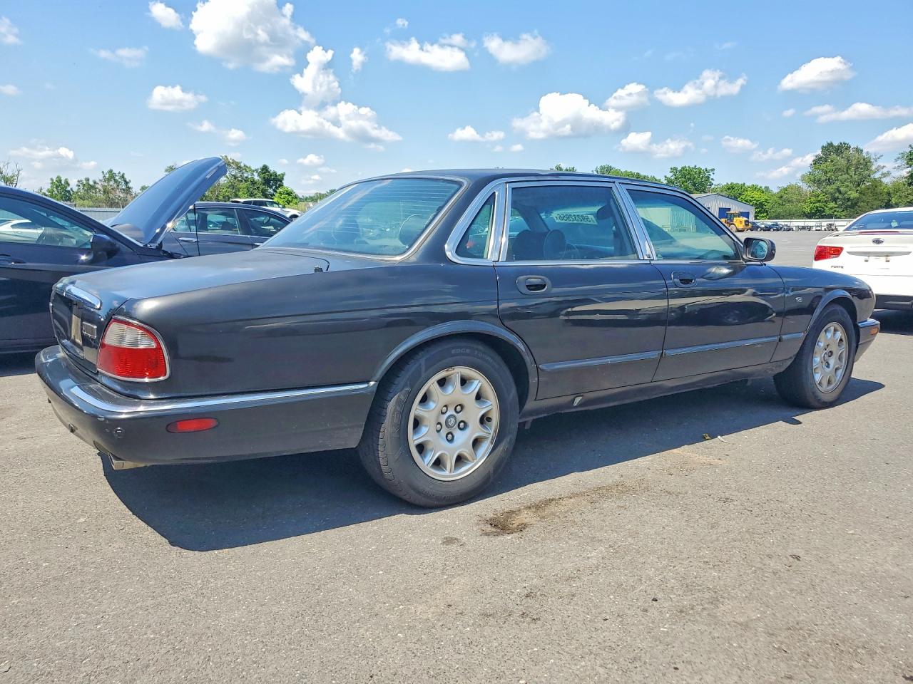 2001 Jaguar Xj8 Black vin: SAJDA14C21LF36994