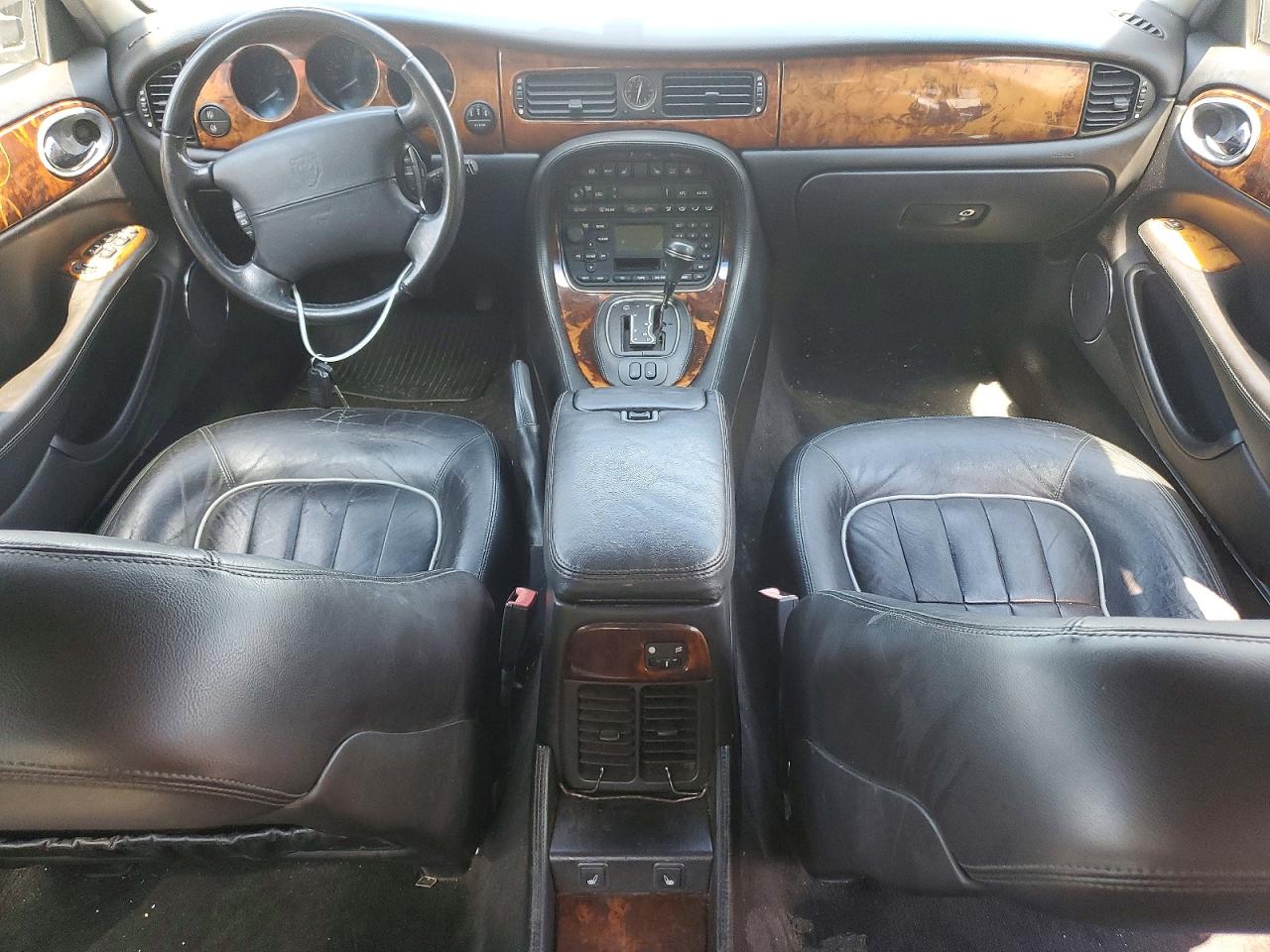 2001 Jaguar Xj8 Black vin: SAJDA14C21LF36994