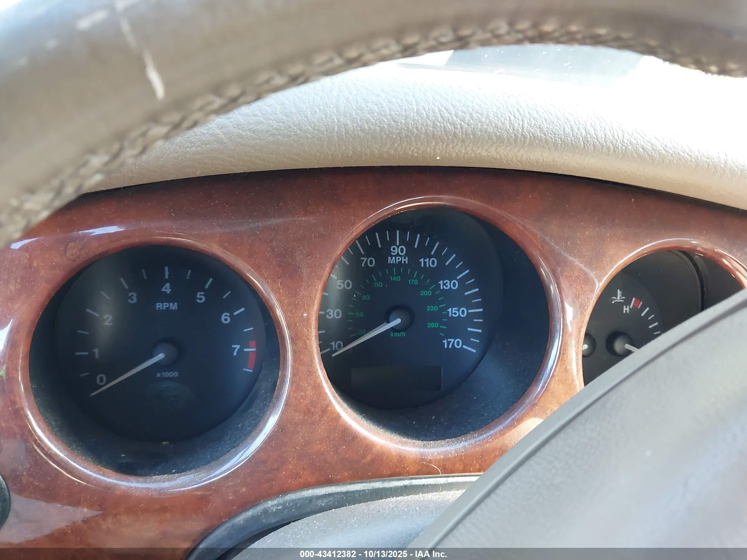2002 Jaguar Xj8   Light Blue vin: SAJDA14C22LF44353