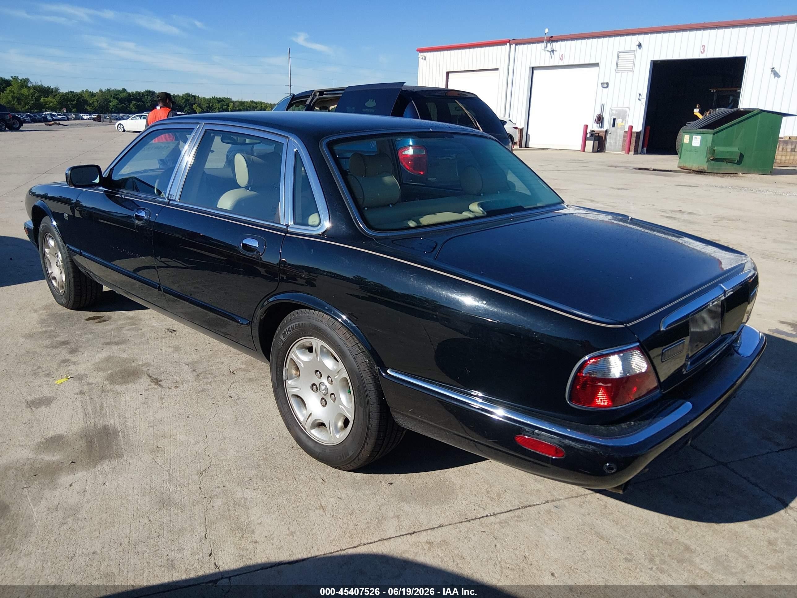2003 Jaguar Xj Xj8 Black vin: SAJDA14C23LF58268