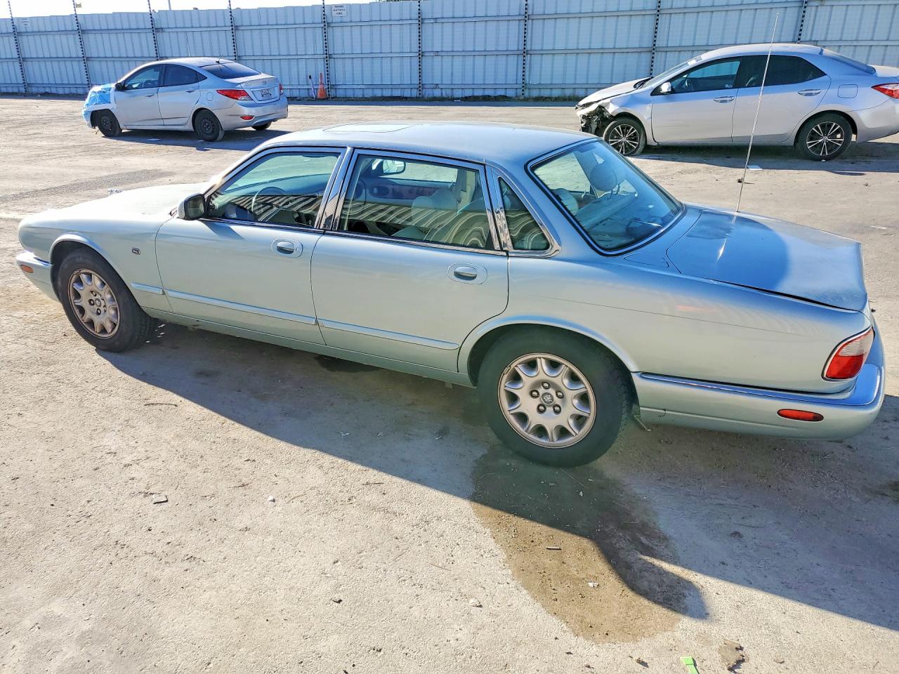2000 Jaguar Xj8 Бирюзовый vin: SAJDA14C2YLF17341