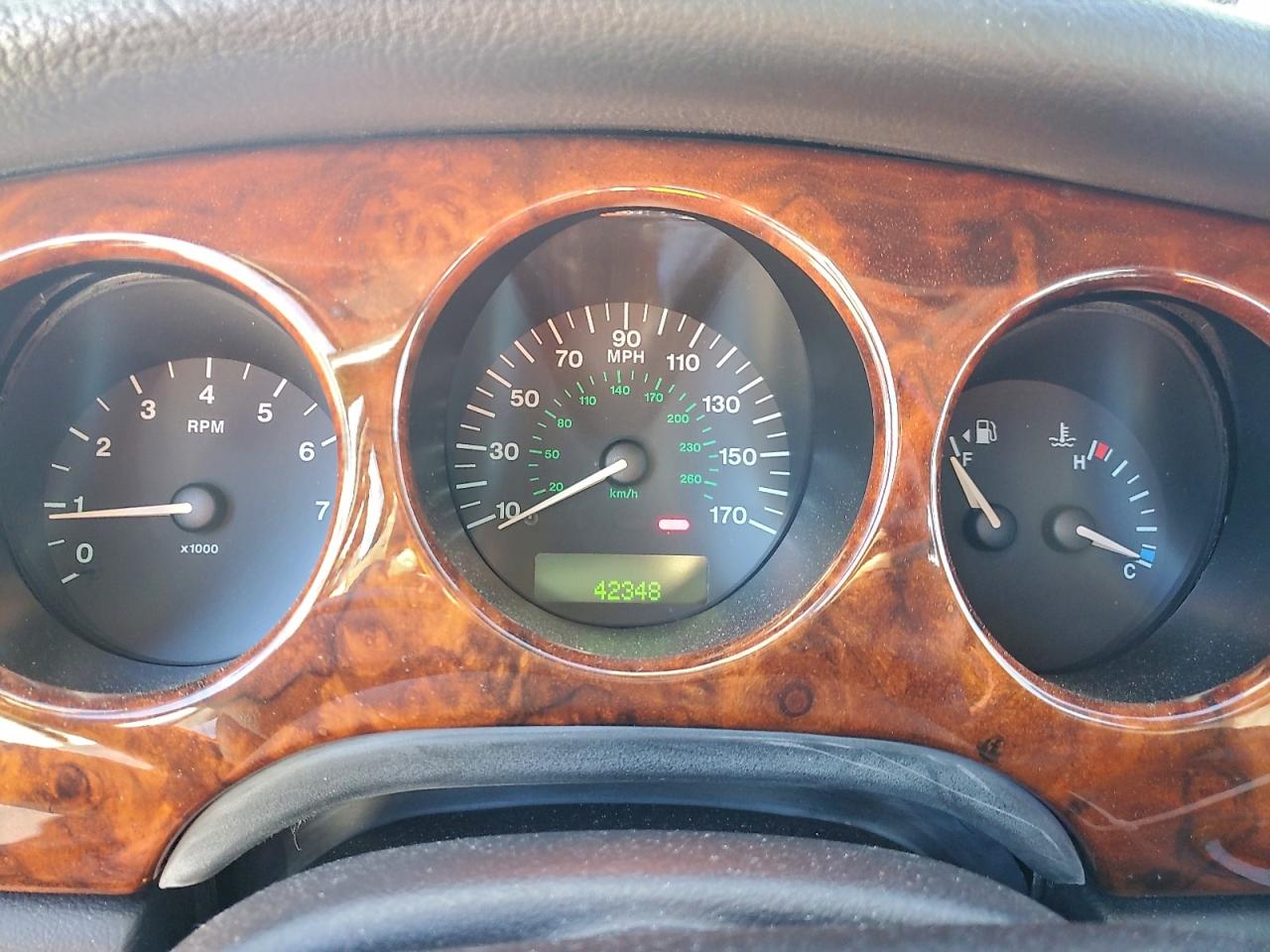 2000 Jaguar Xj8 Silver vin: SAJDA14C4YLF01691