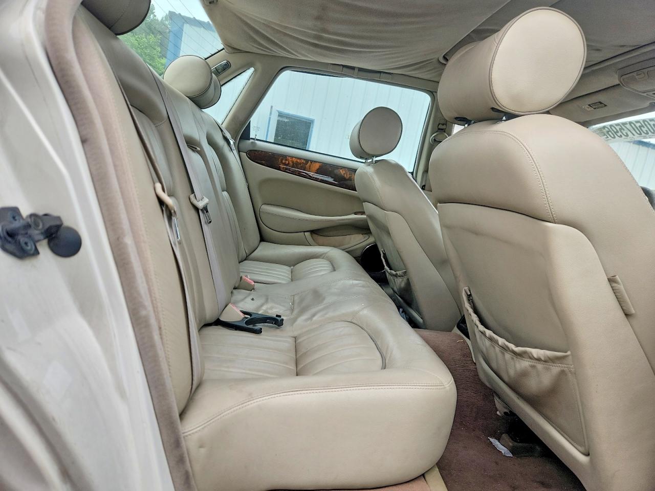 2001 Jaguar Xj8 White vin: SAJDA14C61LF35041