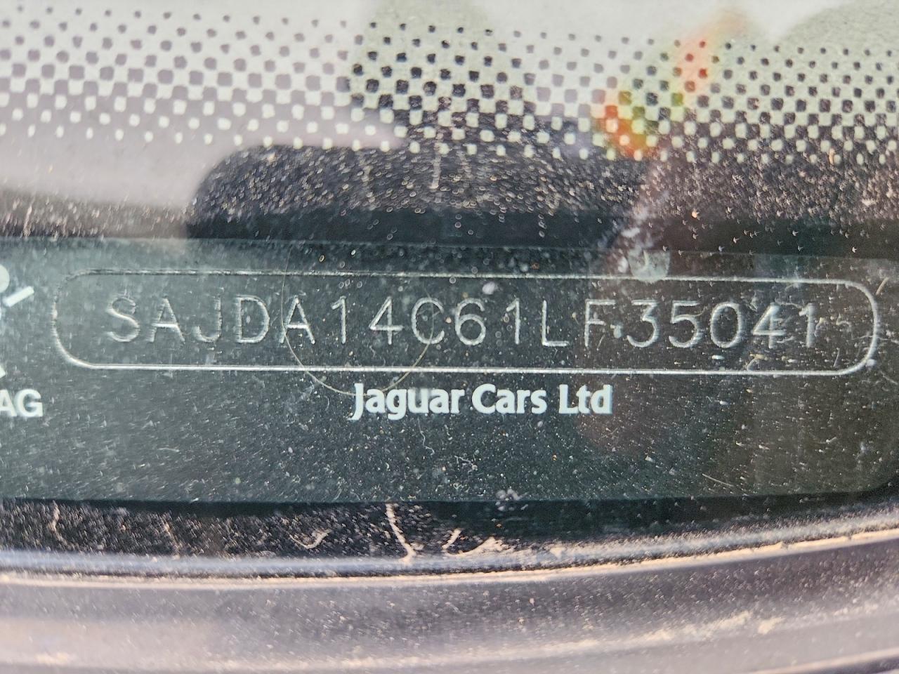 2001 Jaguar Xj8 White vin: SAJDA14C61LF35041