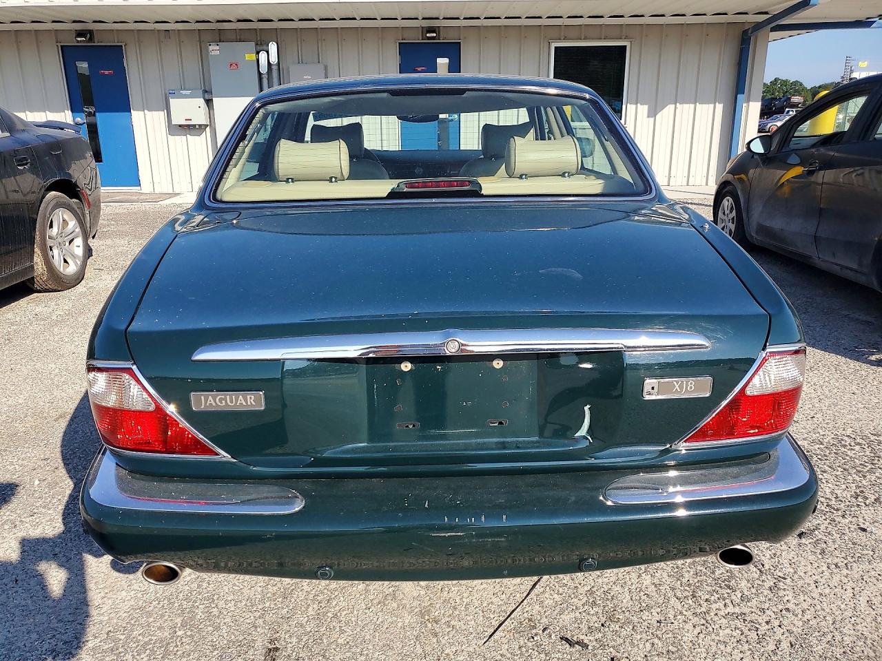 2001 Jaguar Xj8 Green vin: SAJDA14C71LF29202