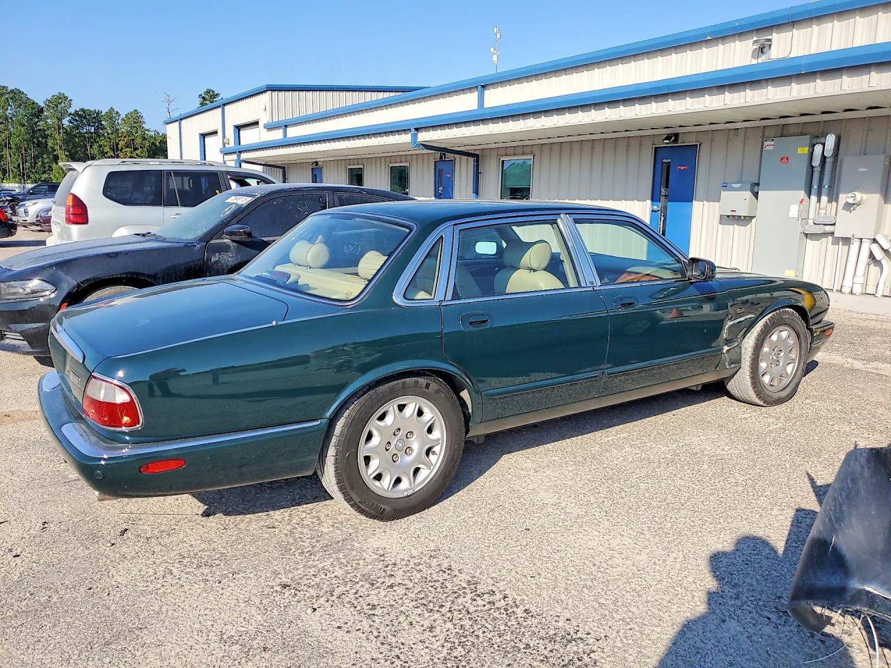 2001 Jaguar Xj8 Green vin: SAJDA14C71LF29202