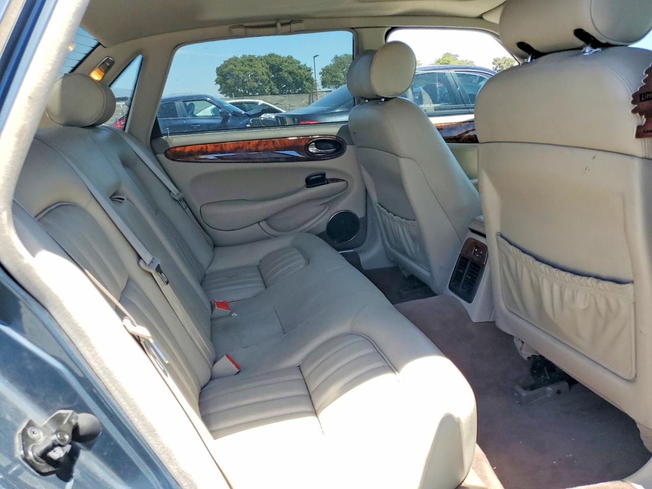 2000 Jaguar Xj8 Gray vin: SAJDA14C7YLF16671