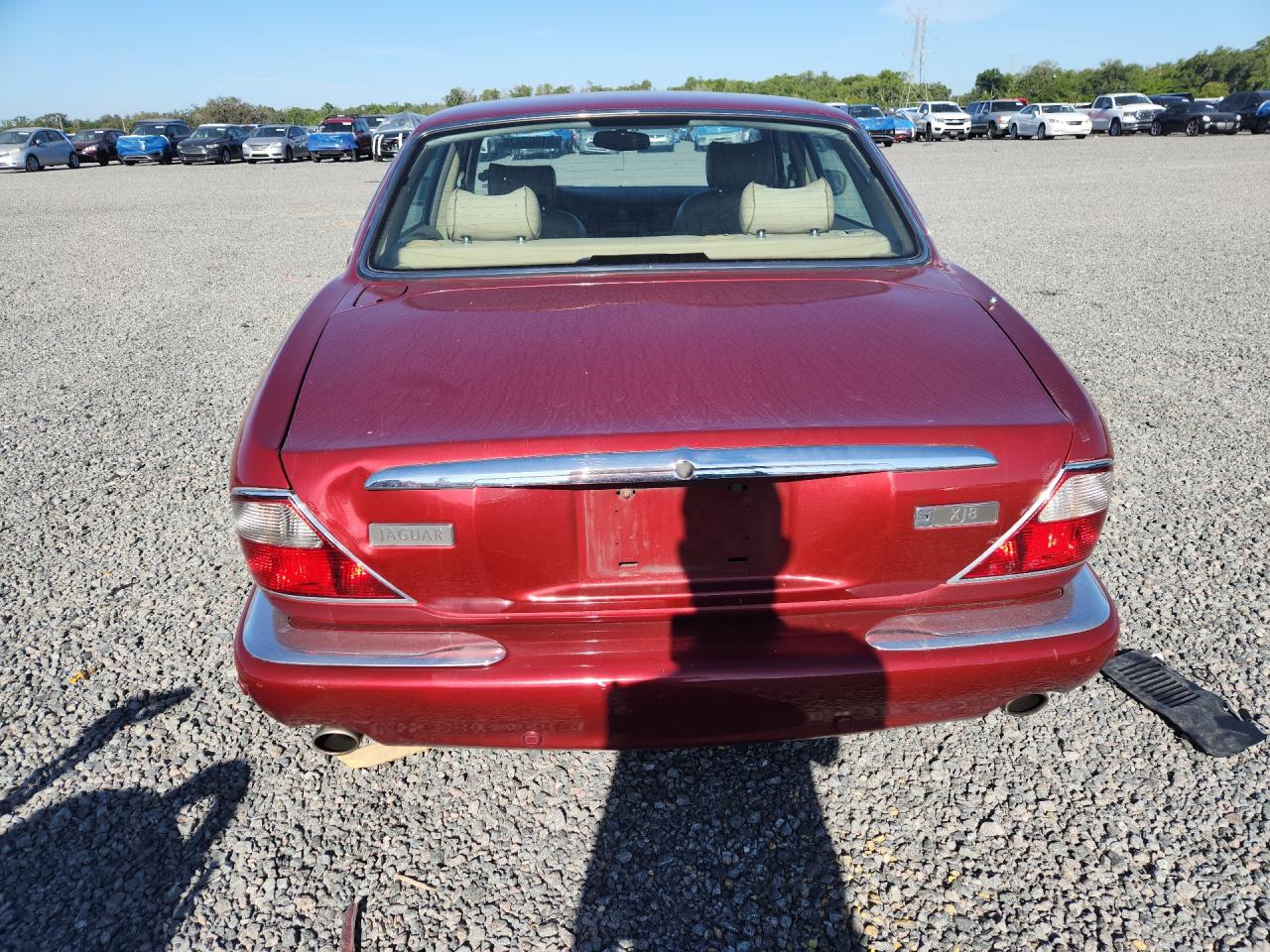 2002 Jaguar Xj8 Maroon vin: SAJDA14C82LF40386