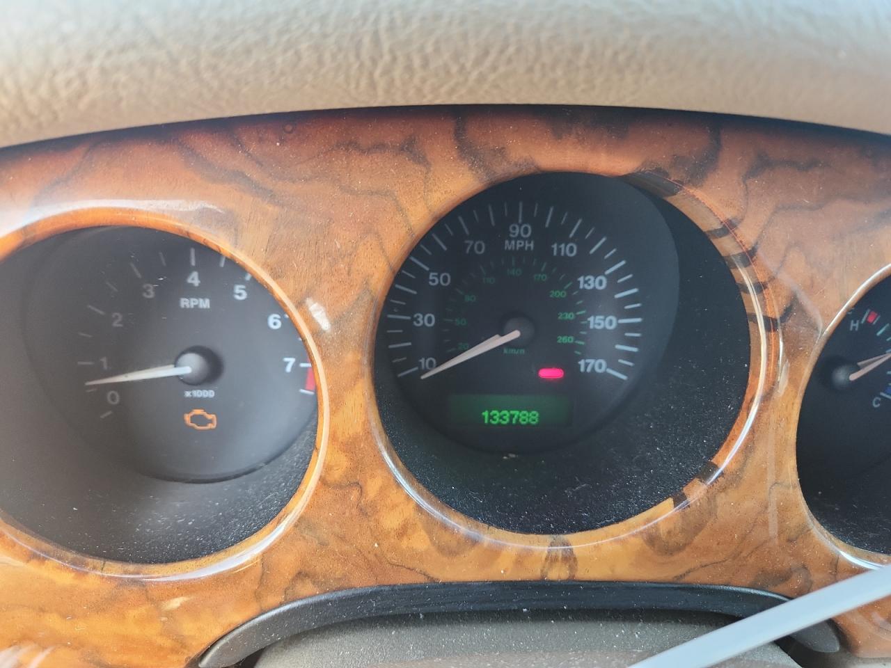 2002 Jaguar Xj8 Maroon vin: SAJDA14C82LF40386