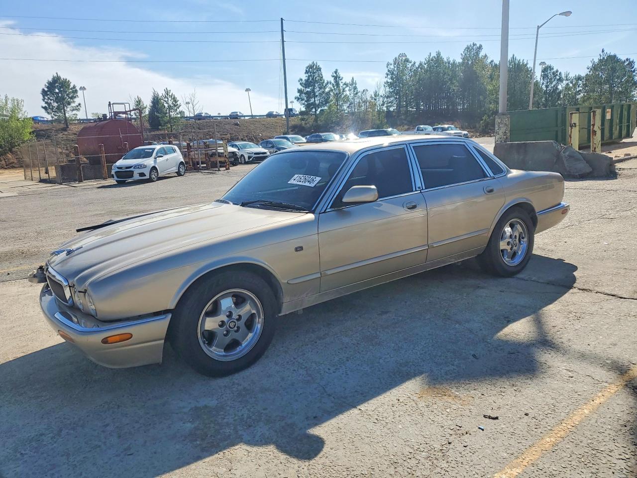 2003 Jaguar Xj8 Tan vin: SAJDA14C83LF55374