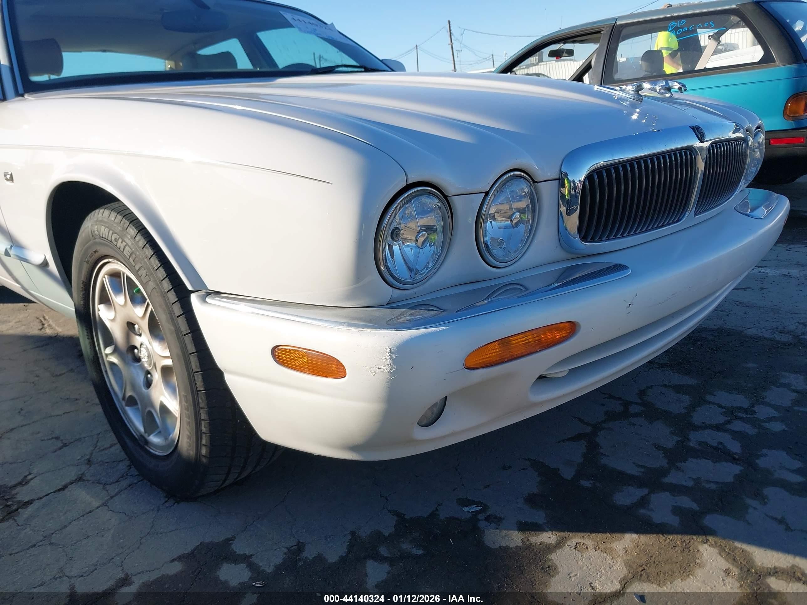 2001 Jaguar Xj8   Белый vin: SAJDA14C91LF28245