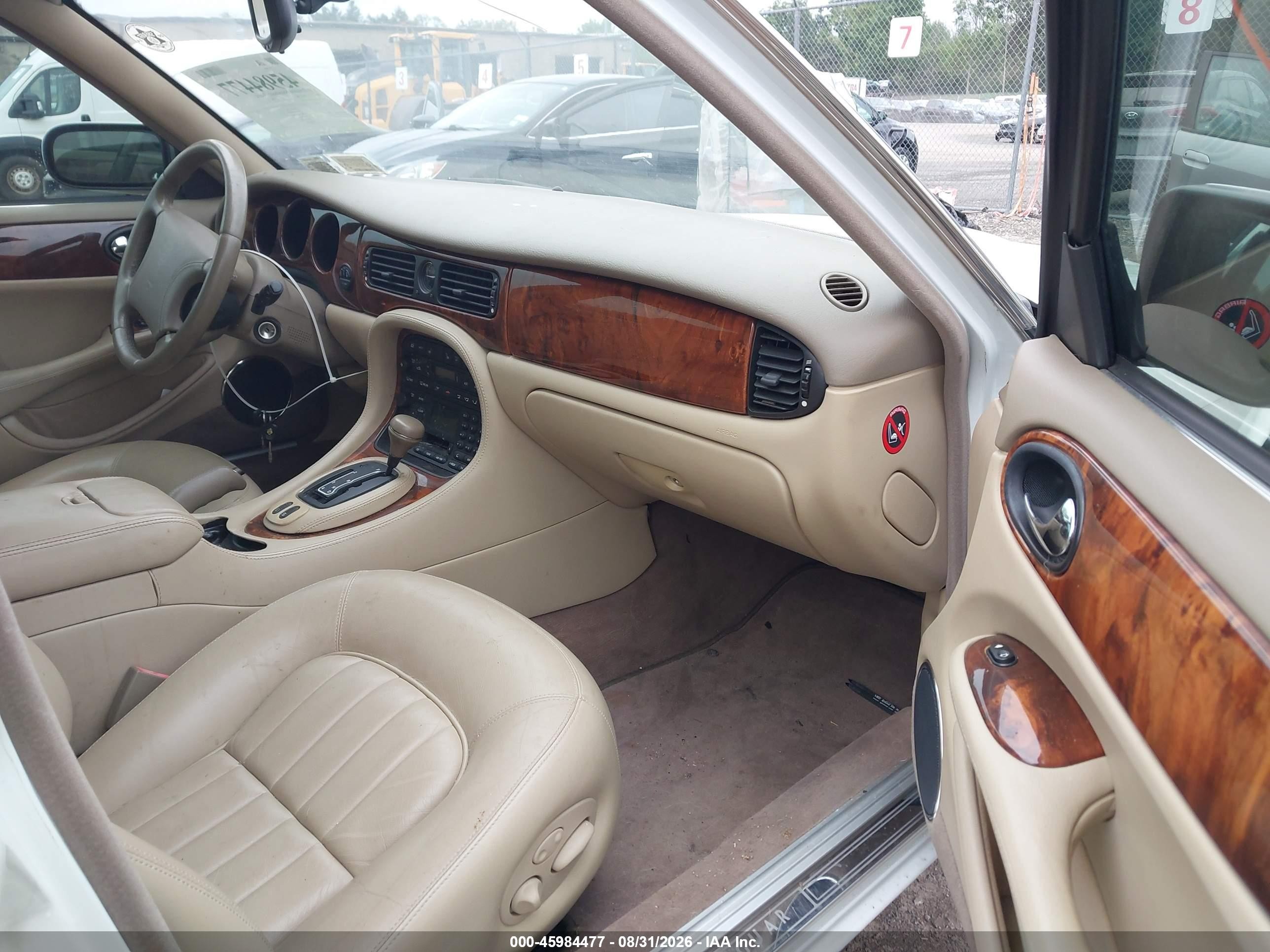 2000 Jaguar Xj8   Teal vin: SAJDA14C9YLF17787