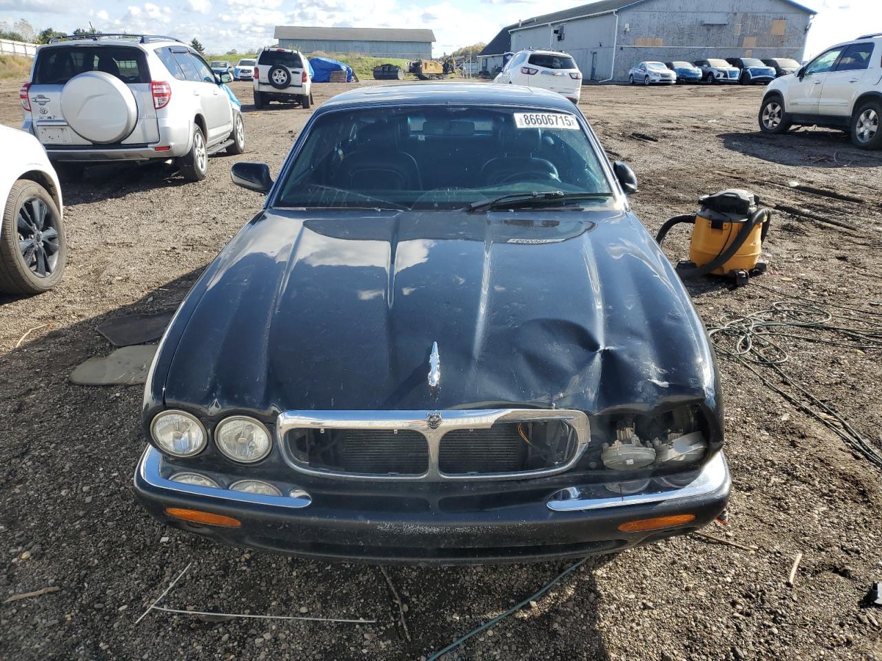 2001 Jaguar Xj8 Черный vin: SAJDA14CX1LF33521