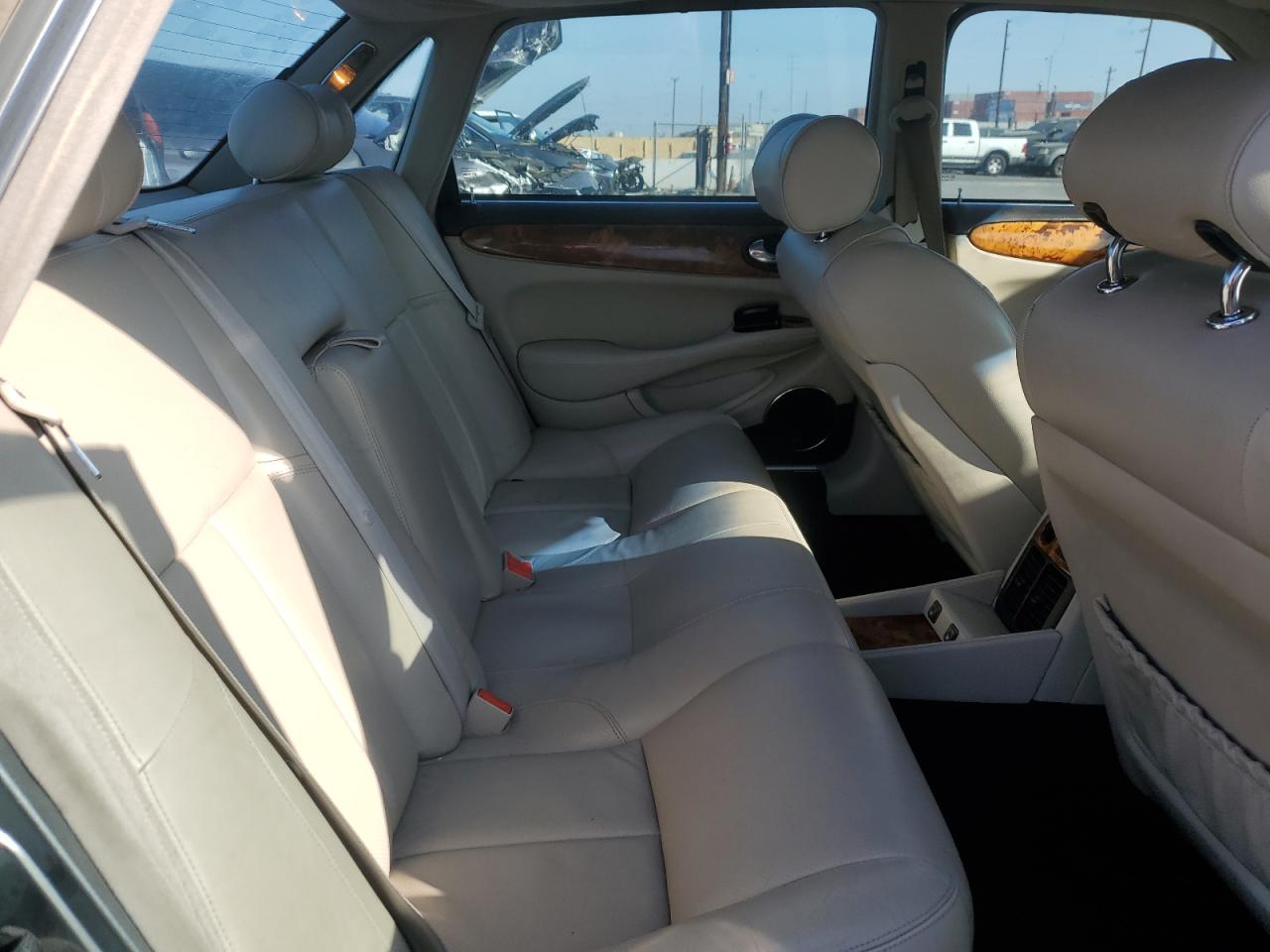 2002 Jaguar Xjr Gray vin: SAJDA15B12MF49401
