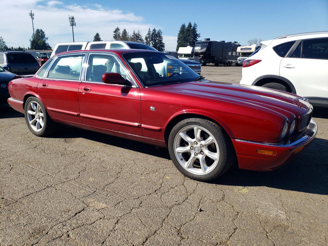 2001 Jaguar Xjr Red vin: SAJDA15B21MF30967