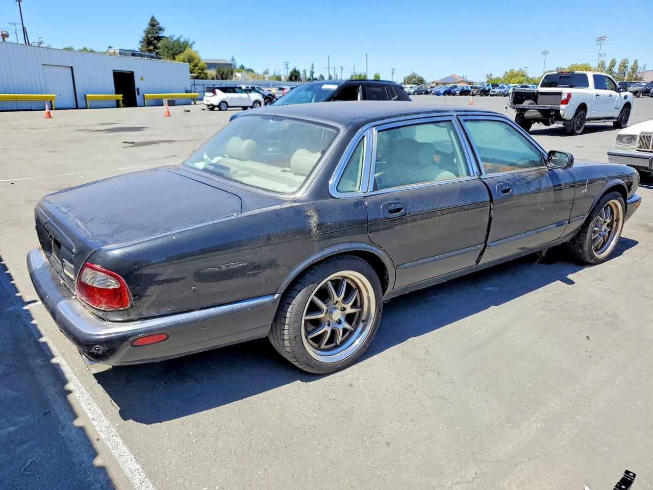 2002 Jaguar Xjr Black vin: SAJDA15B32MF42532
