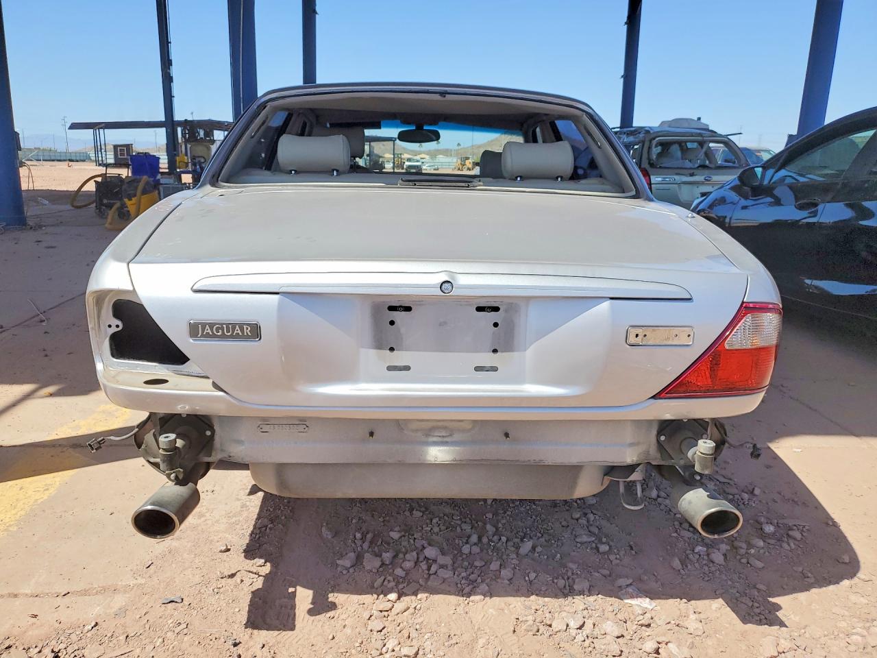 2001 Jaguar Xjr Silver vin: SAJDA15B61MF37307