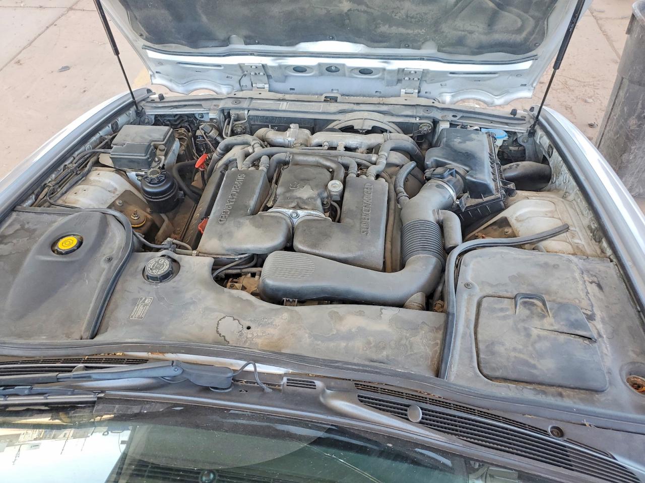 2001 Jaguar Xjr Silver vin: SAJDA15B61MF37307