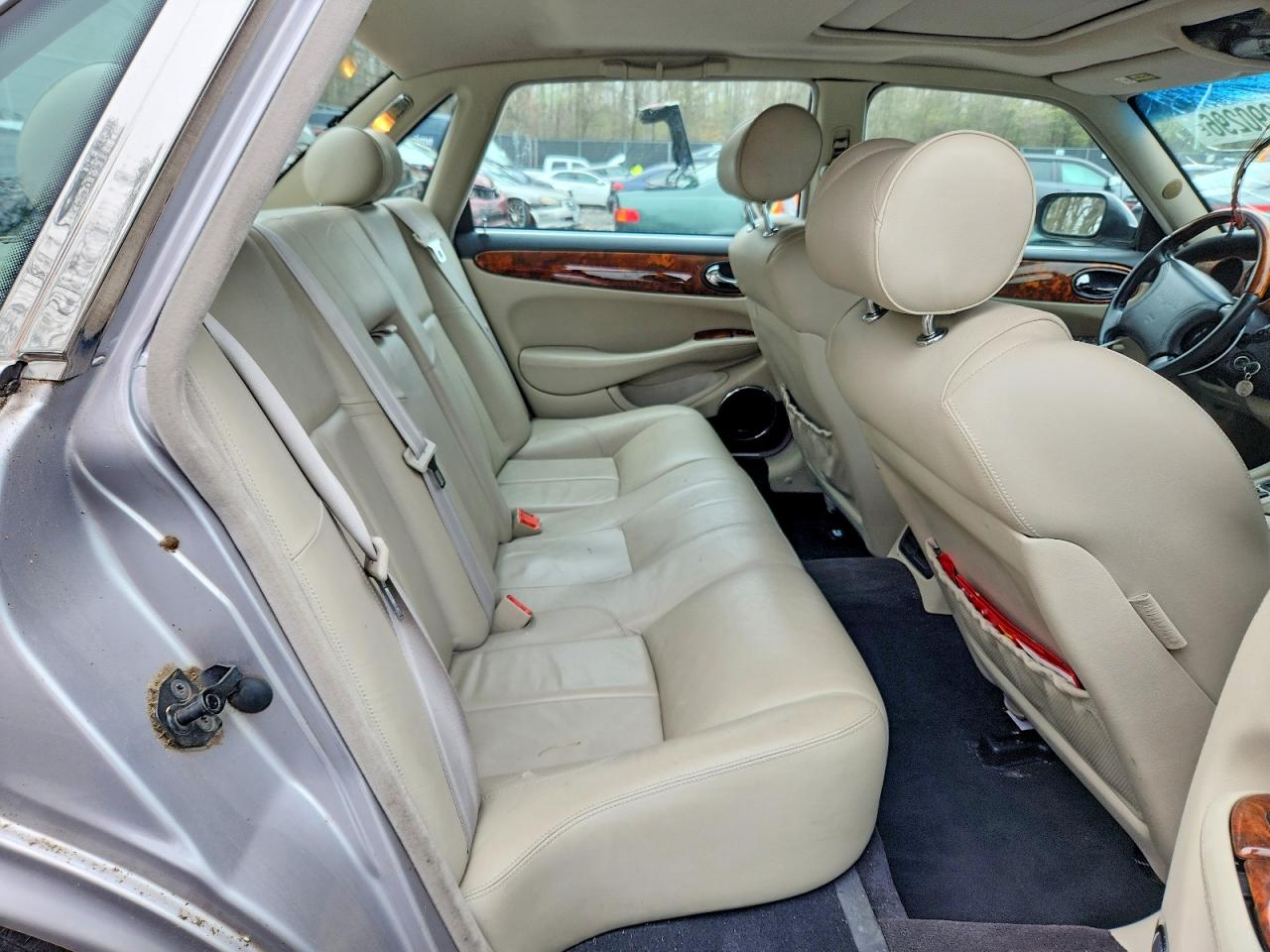 2000 Jaguar Xjr Silver vin: SAJDA15B7YMF10465