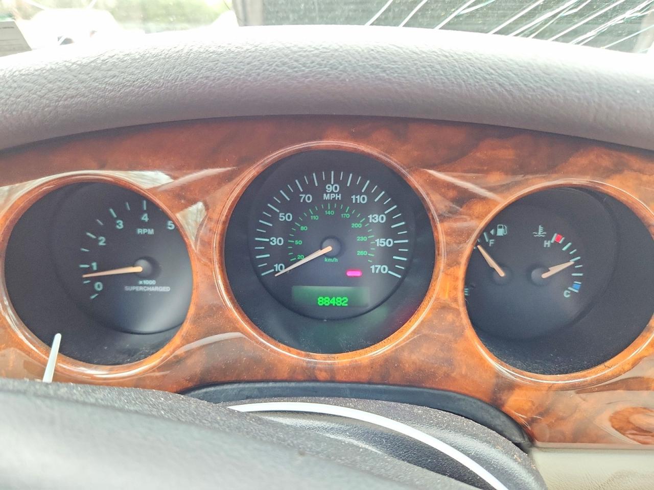 2000 Jaguar Xjr Silver vin: SAJDA15B7YMF10465