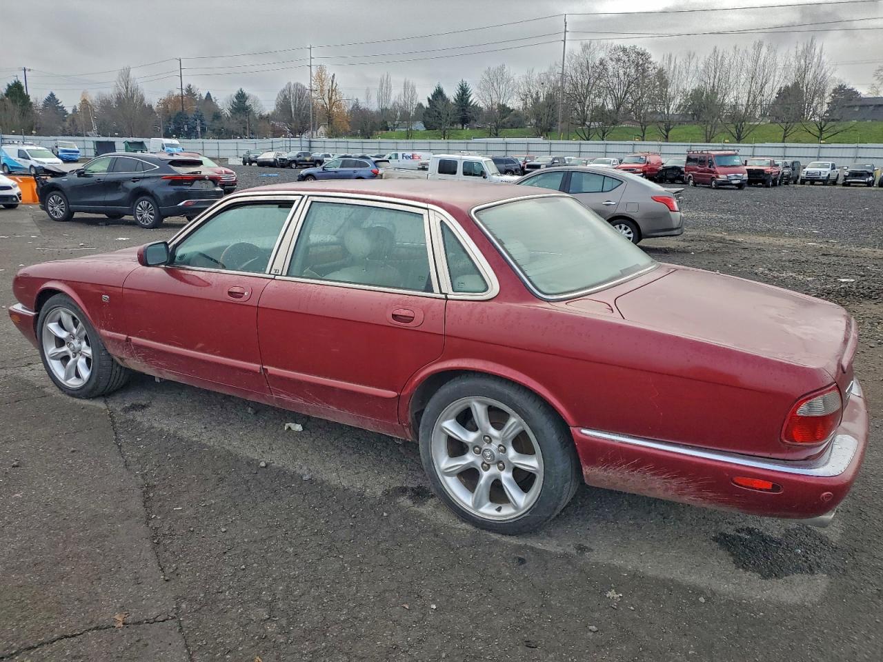 2001 Jaguar Xjr Red vin: SAJDA15B81MF28561