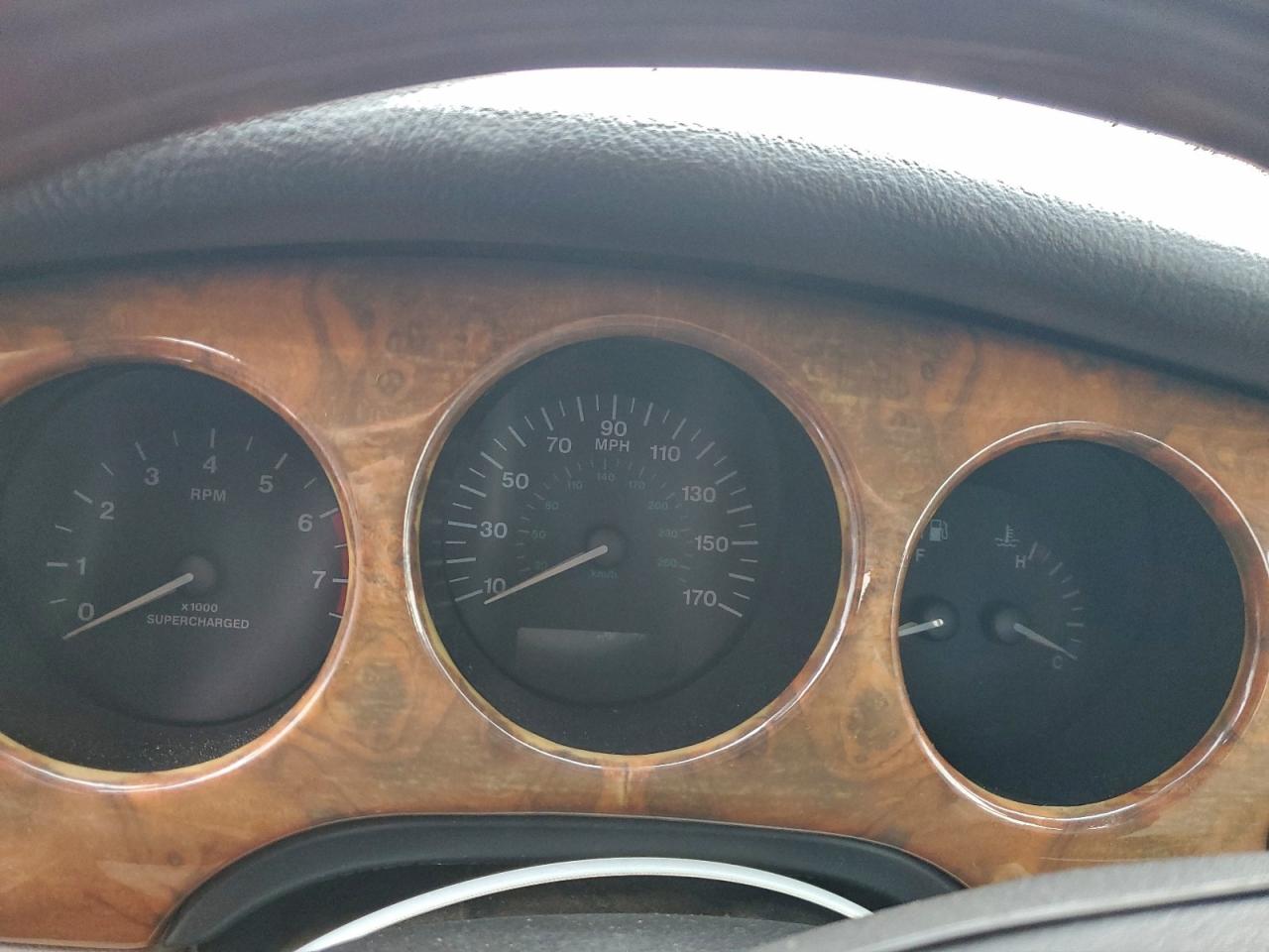 2001 Jaguar Xjr Red vin: SAJDA15B81MF28561