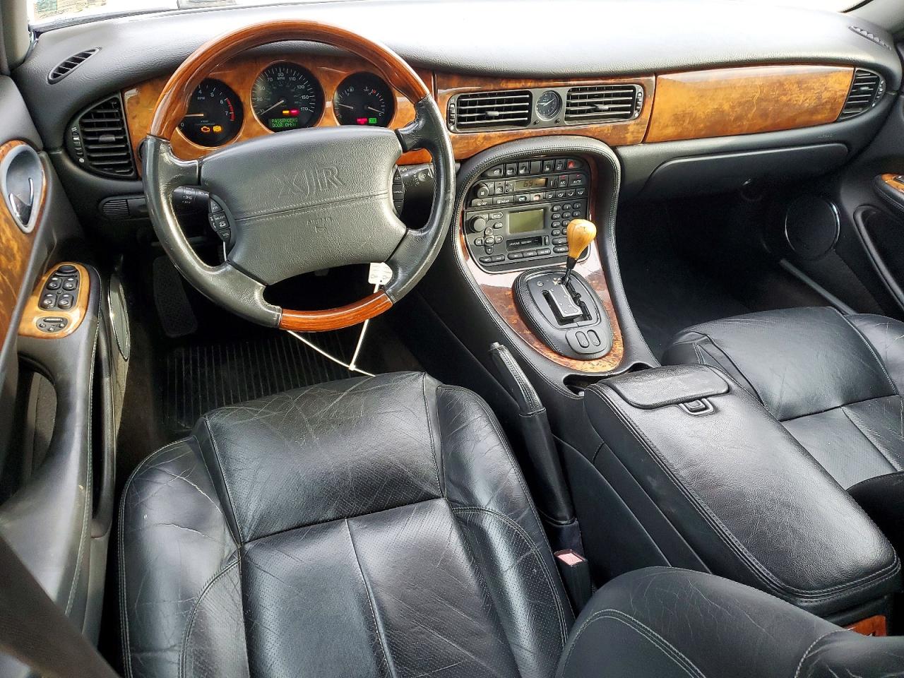 2001 Jaguar Xjr Silver vin: SAJDA15B81MF39057