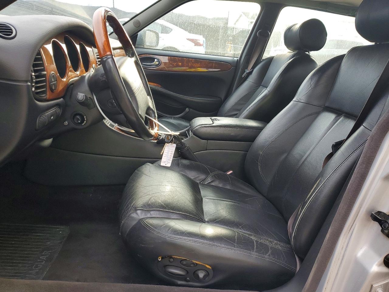 2001 Jaguar Xjr Silver vin: SAJDA15B81MF39057