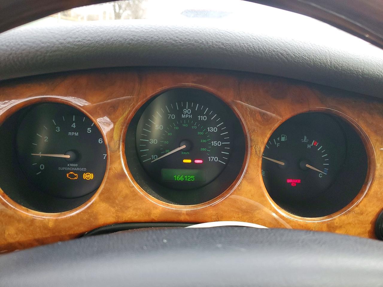 2001 Jaguar Xjr Silver vin: SAJDA15B81MF39057